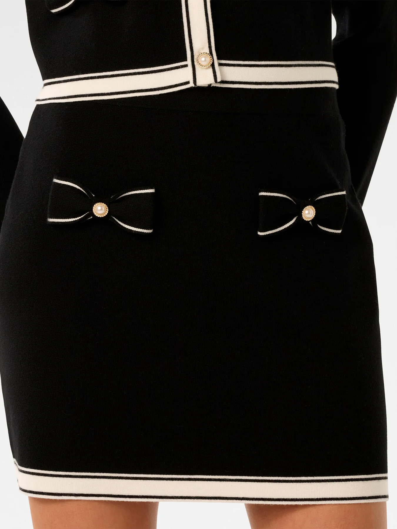 Cece Bow Detail Skirt Black - Image 5