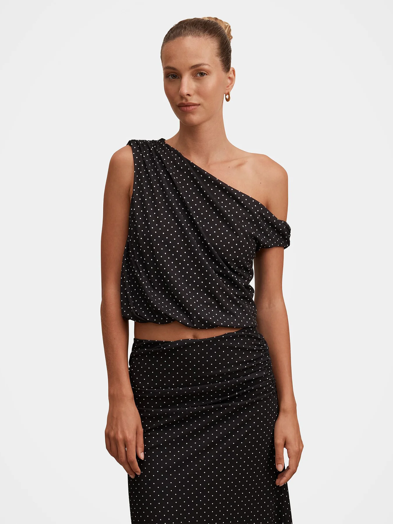 Mila Spot Print Drape Top Black - Image 4