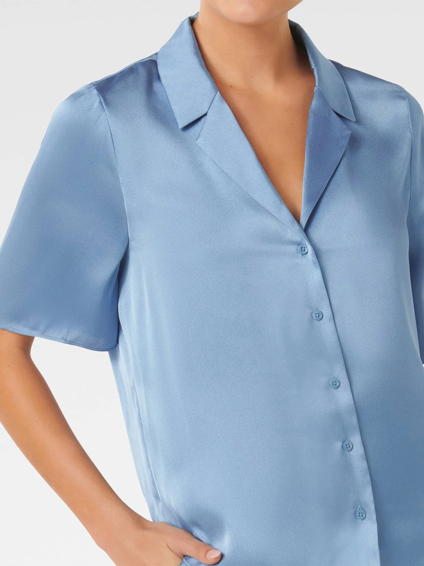 Mercedes Short Sleeves Satin Shirt - Image 5