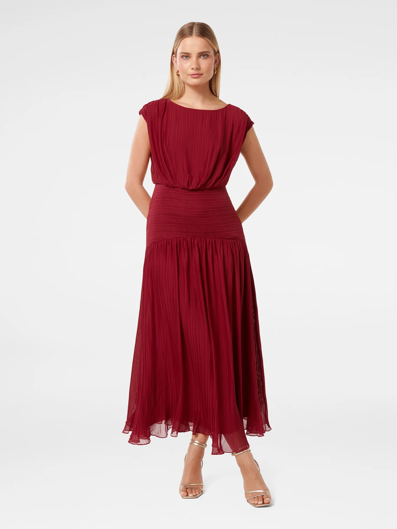 Lila Crinkle Maxi Dress Red - Image 2