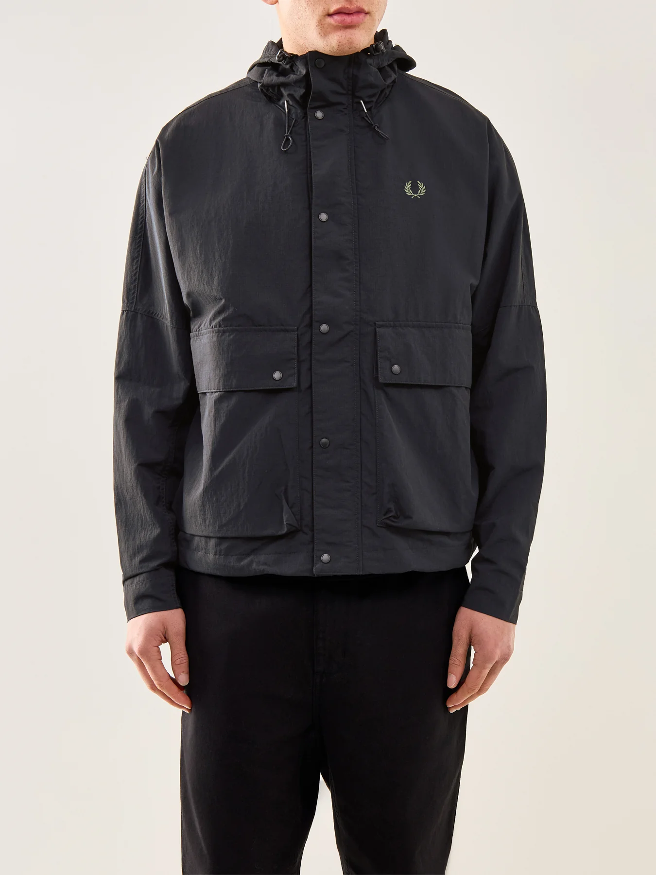 Cropped Ripstop Parka Black - Image 4