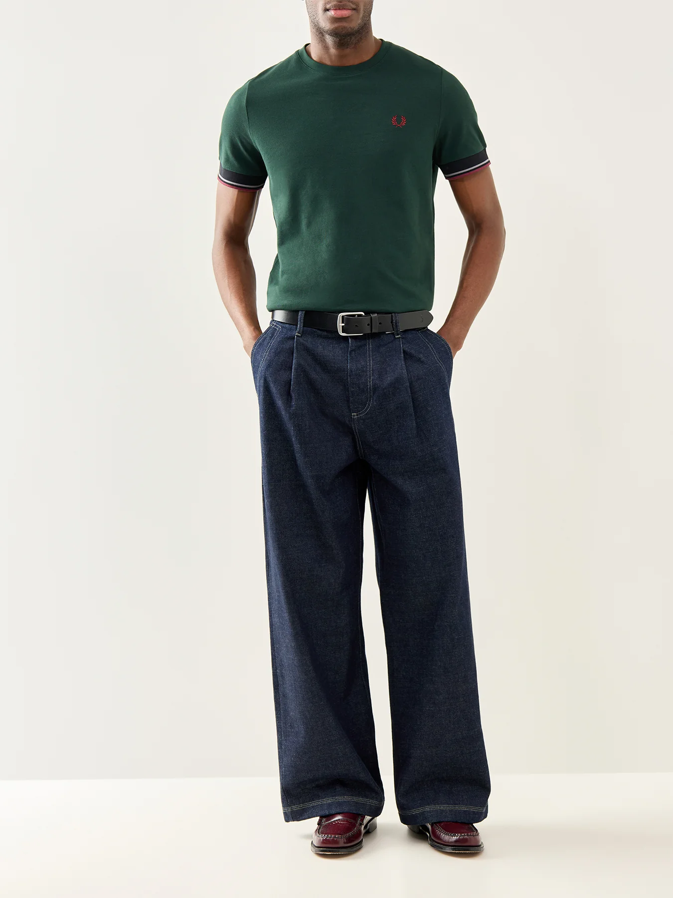 Twin Tipped Cuff T-Shirt Green - Image 2