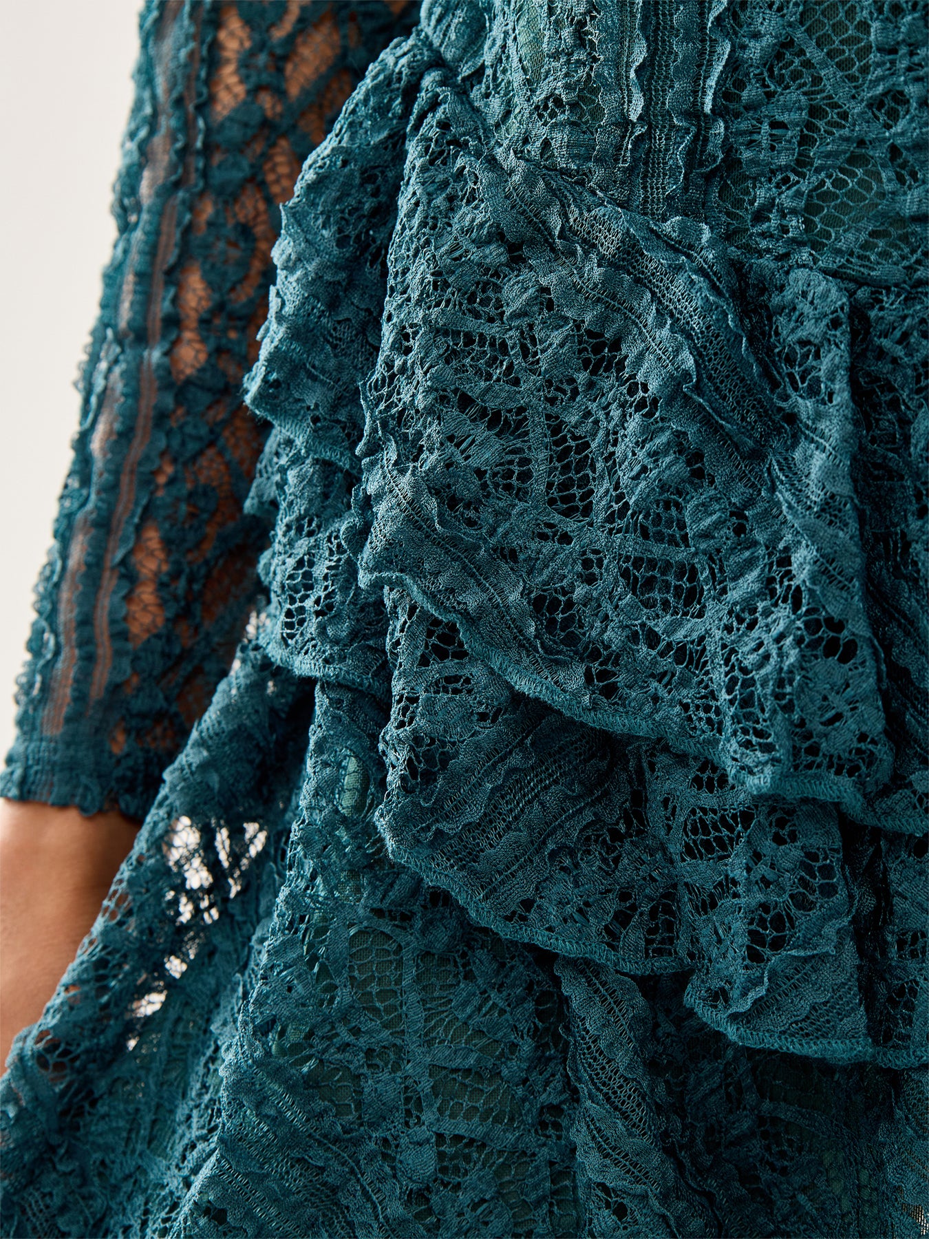 Tabby Lace Mini Dress Green - Image 3