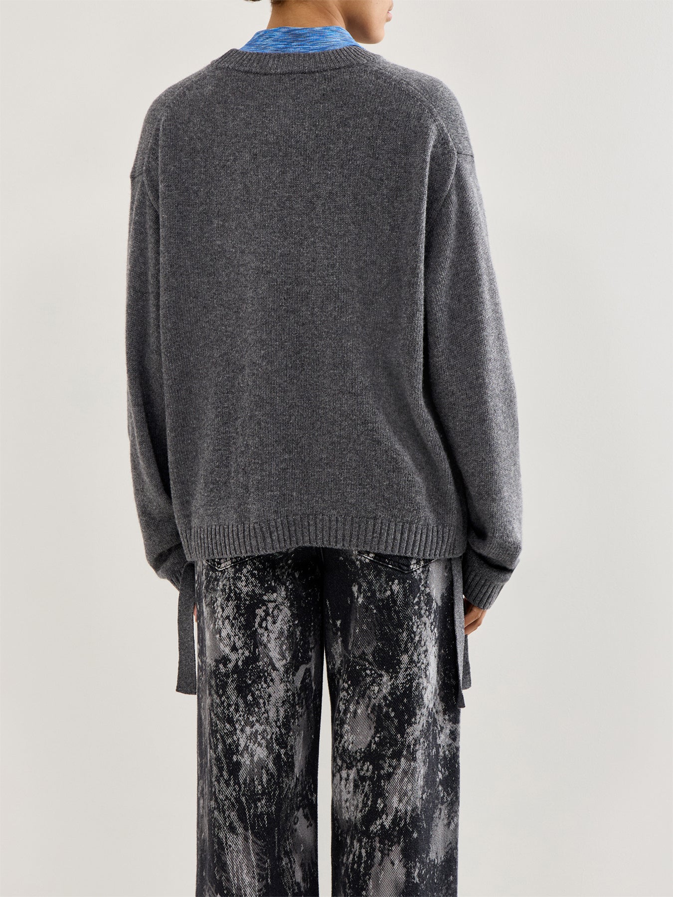 Future Wool Mix Oversized O-Neck Charcoal Grey - Image 5