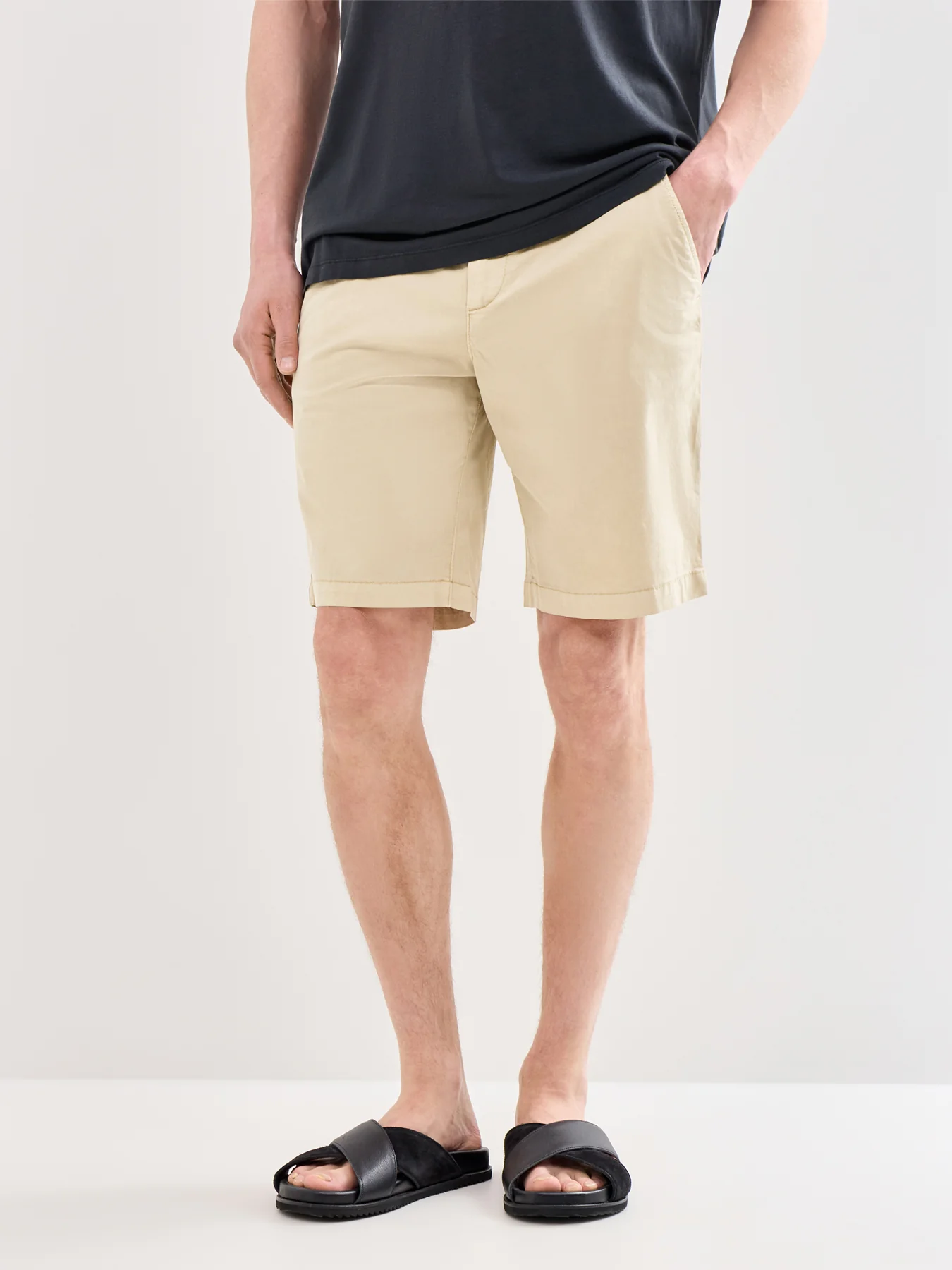 Sunfaded Chino Shorts Beige - Image 4