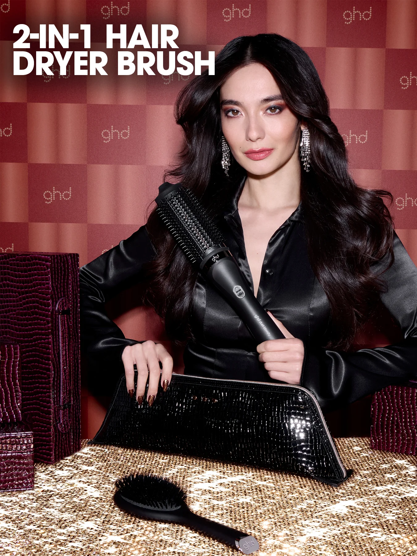 Platinum+ Hair Straightener Festive Gift Set in Black - Image 4