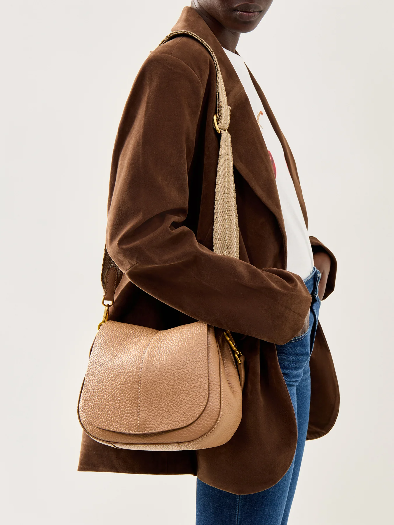 Helena Round Crossbody Bag Beige - Image 2