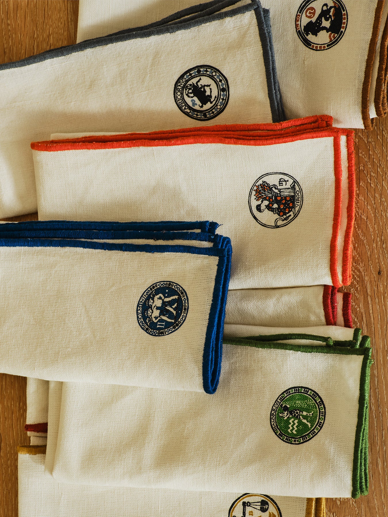 Star Sign Napkin Leo - Image 2