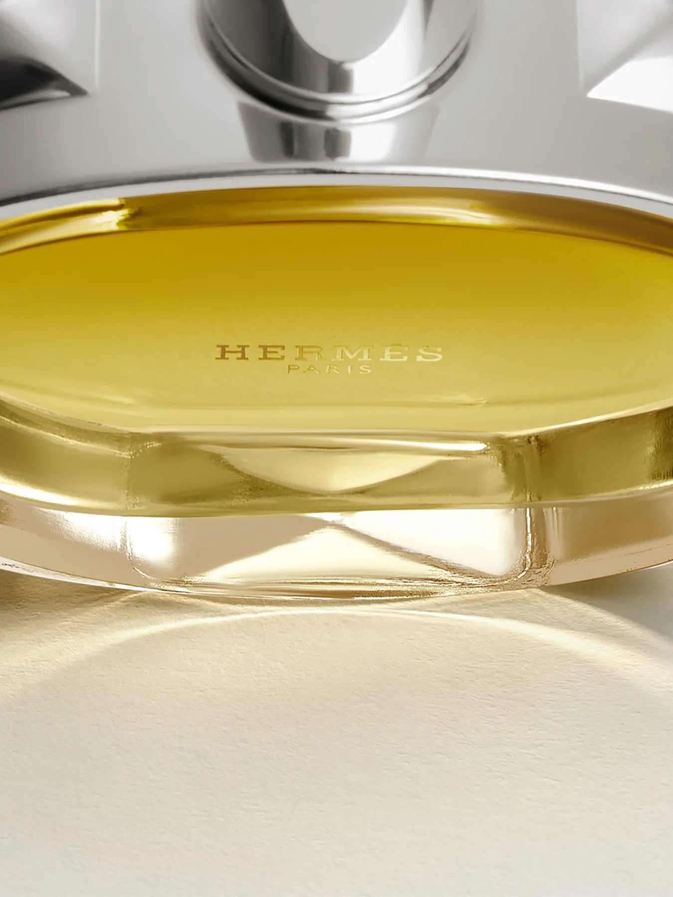 Barenia Eau de Parfum Intense 60ml - Image 3