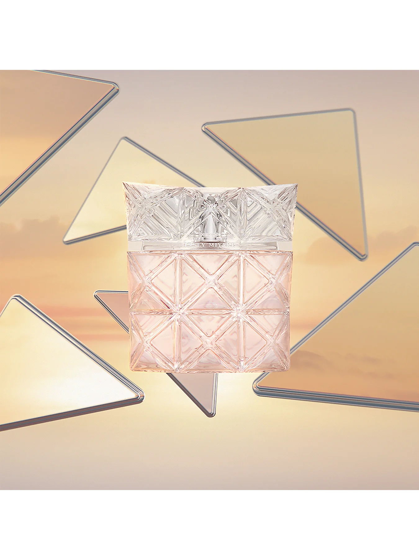 Lumière D’Issey Eau de Parfum 100ml - Image 4
