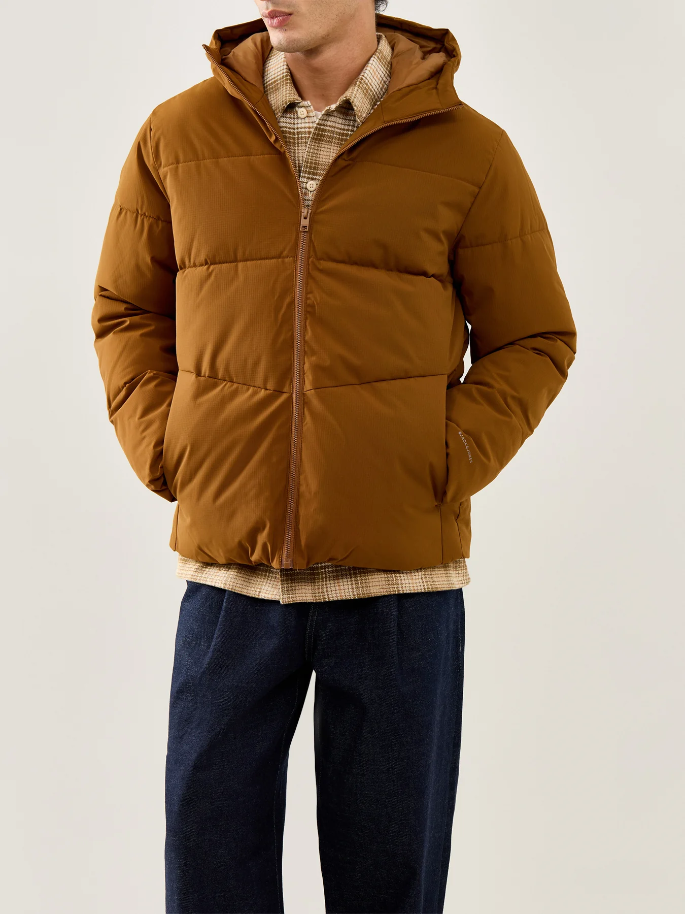 Global Puffer Jacket - Image 4