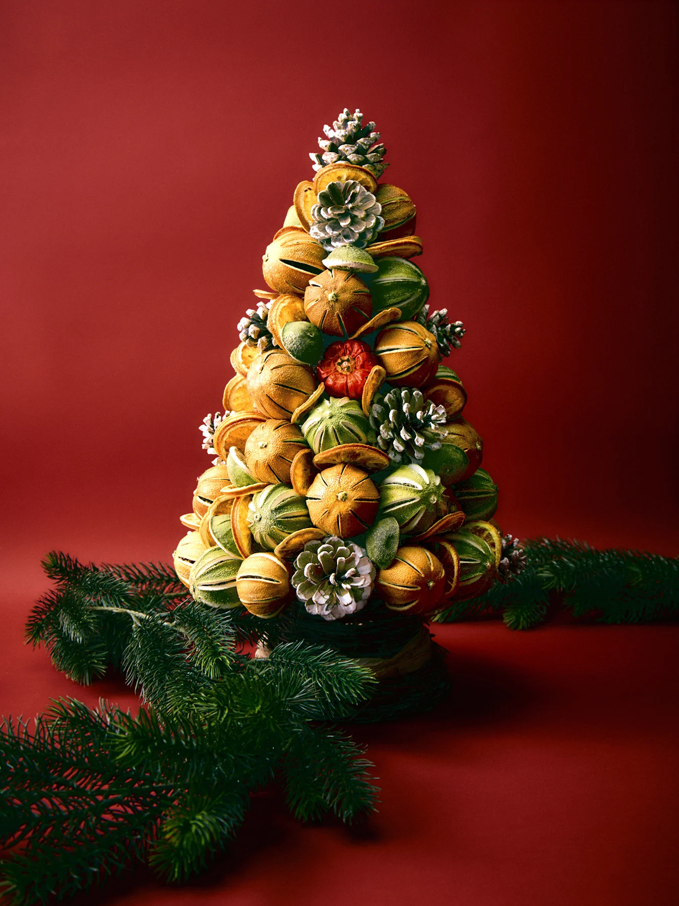 Dried Fruit Christmas Tree 45cm - Image 2