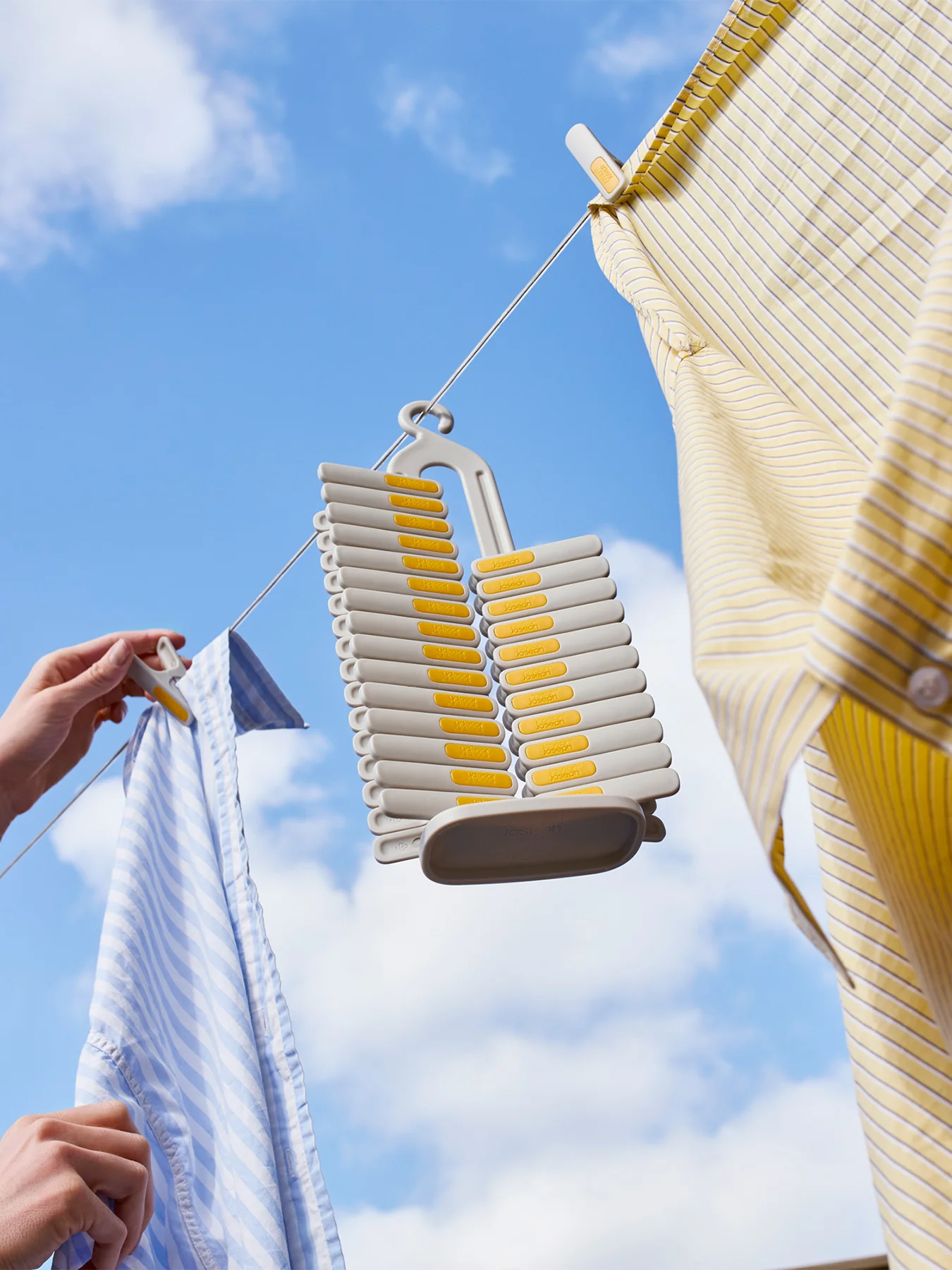 PegStore 30 Piece Clothes Peg Set - Image 4