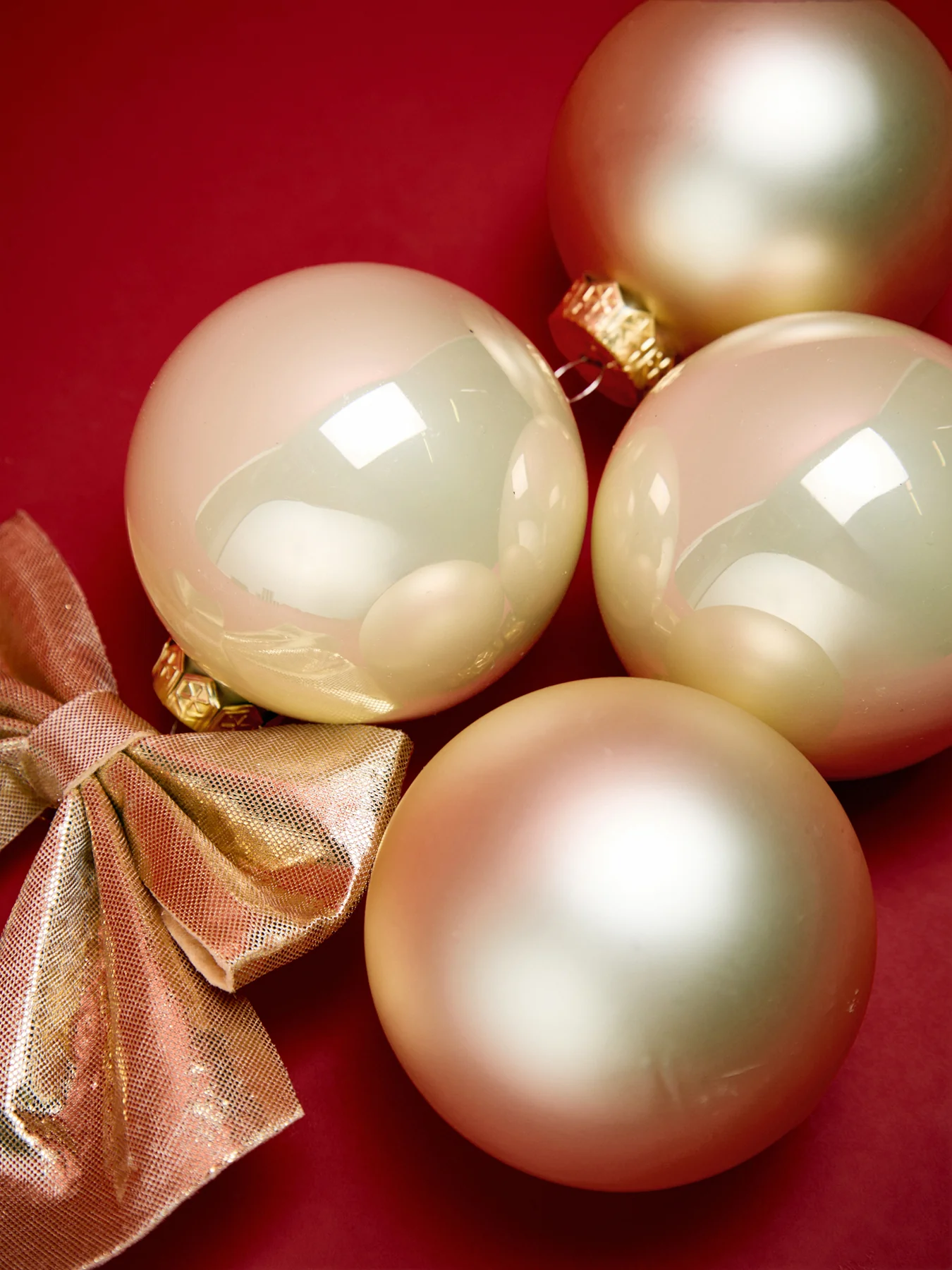Christmas Baubles Glass Enamel Pack of 16 Gold - Image 3