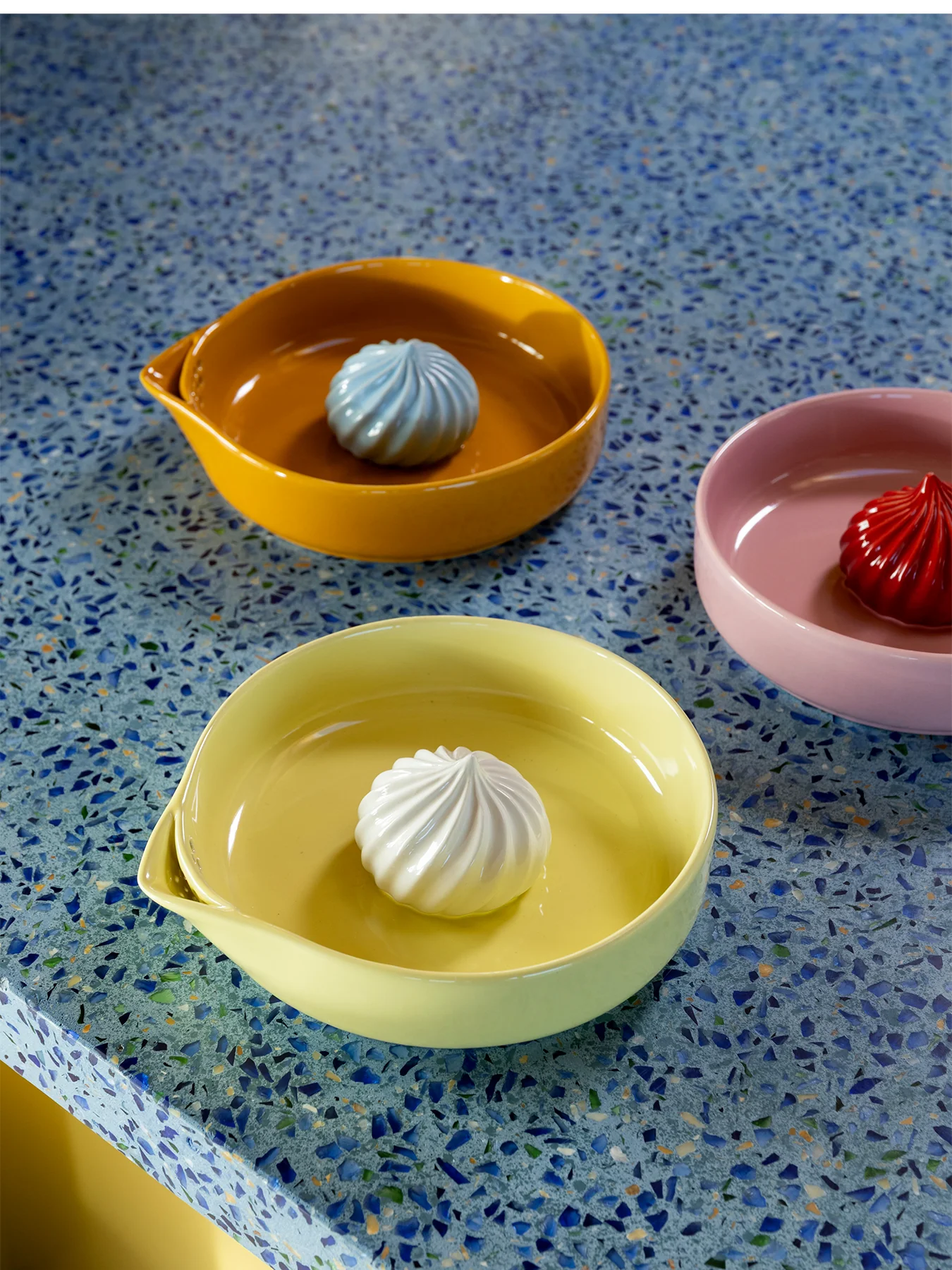 Pudding Citrus Squeezer Yellow - Image 4