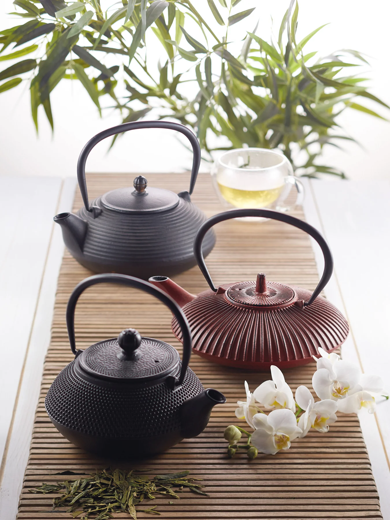 Cast Iron Infuser Teapot 3 Cup Black - Image 2