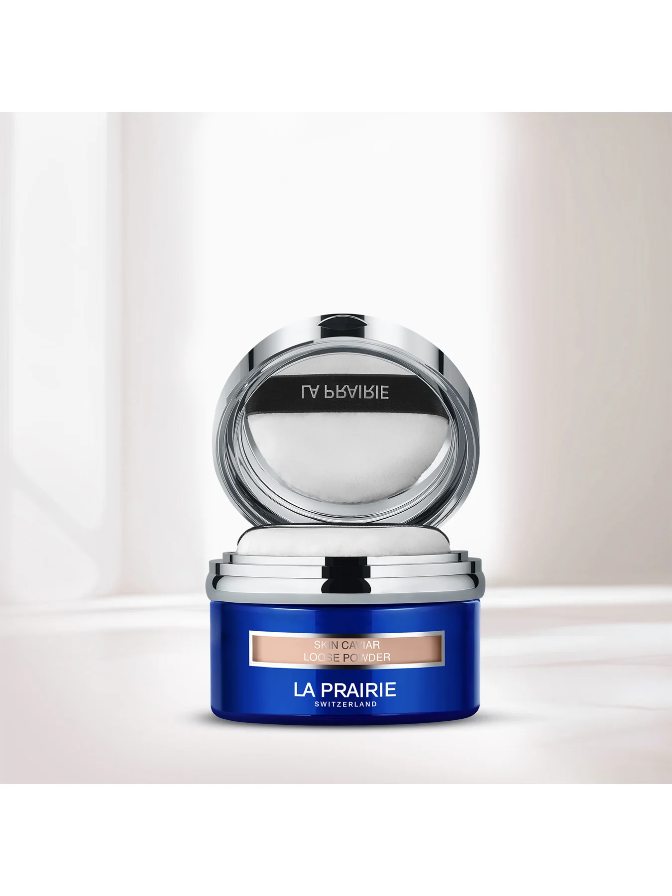 Skin Caviar Loose Powder - Image 4