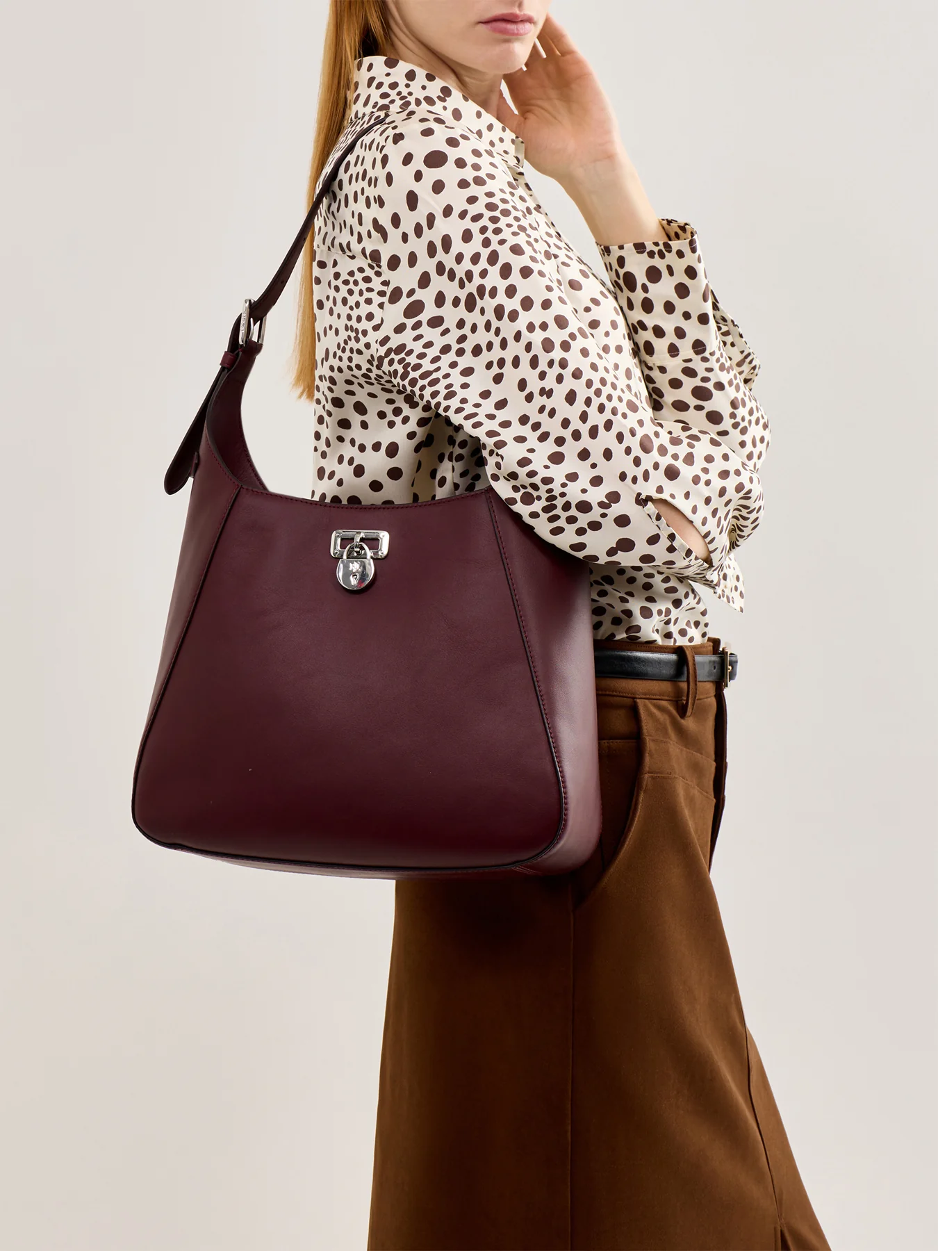 Tanner LG Shoulder Bag Burgundy - Image 2