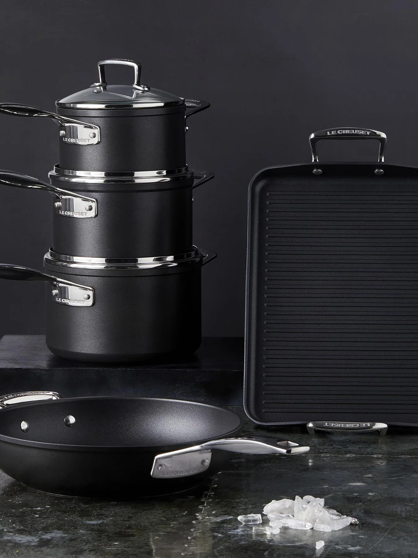 Toughened Non Stick Saucepan Set of 3 - Image 5