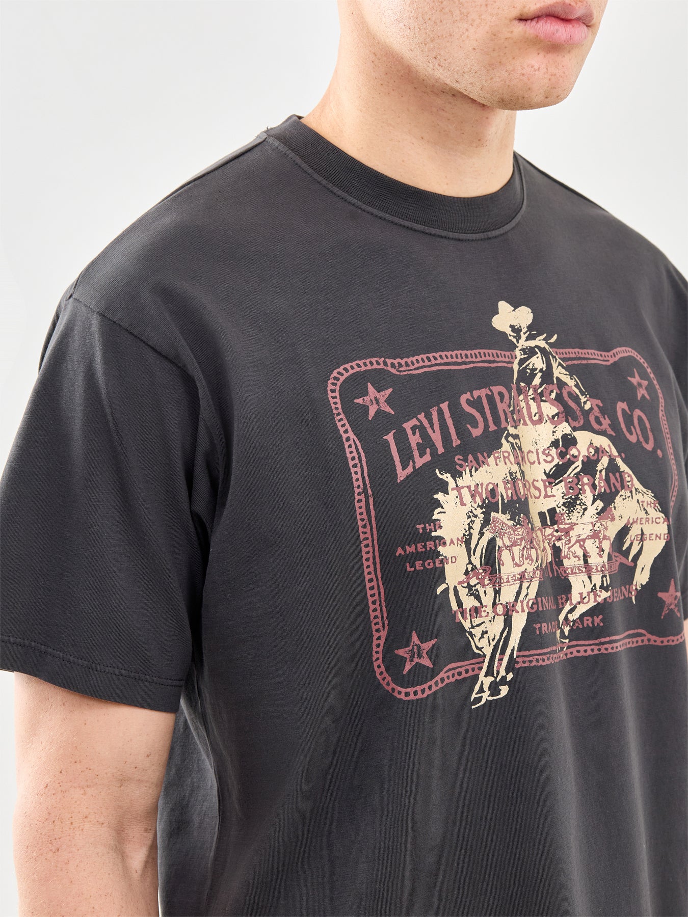 Vintage Graphic T-Shirt Black - Image 3