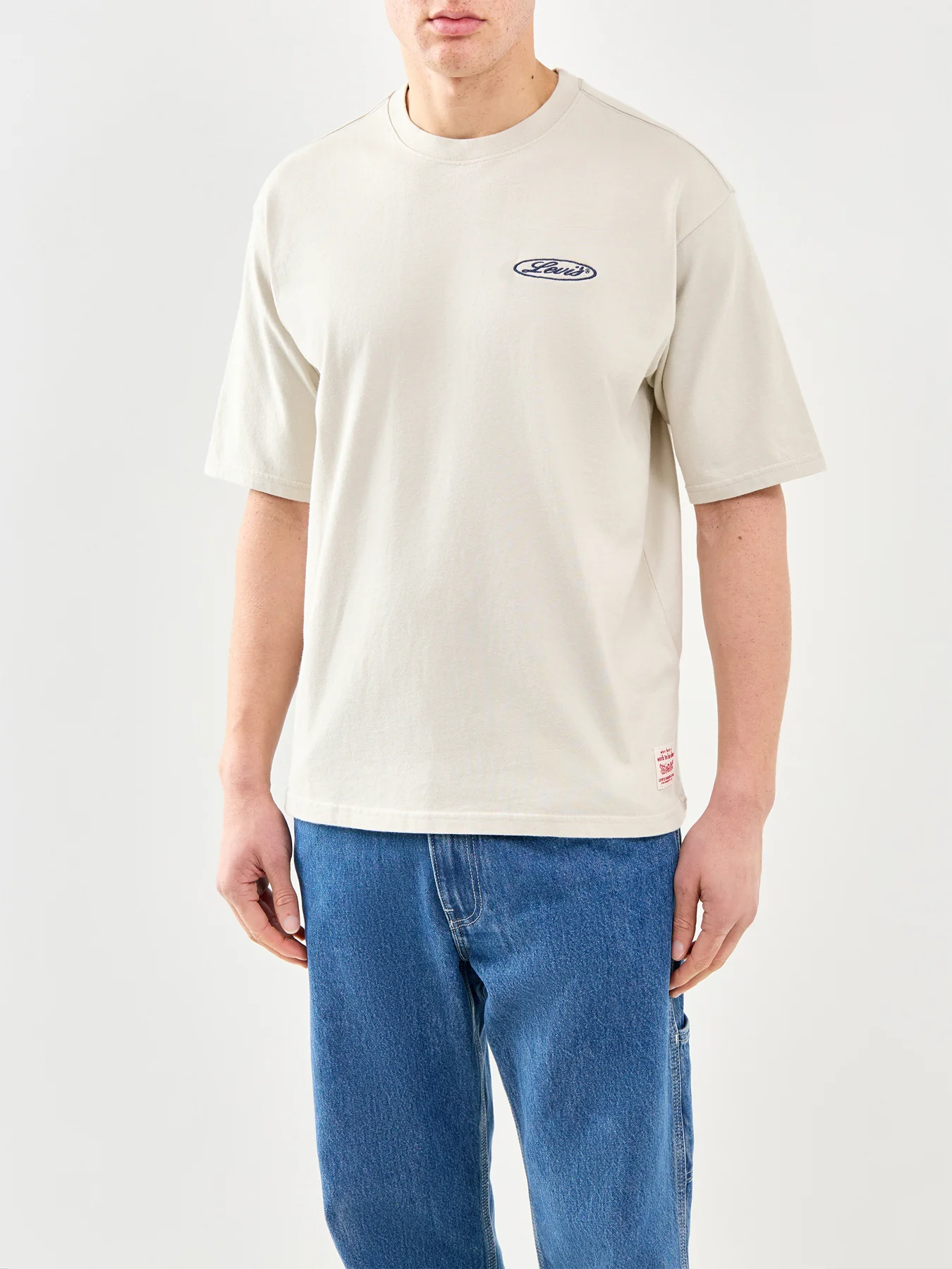 Graphic T-Shirt Grey - Image 4