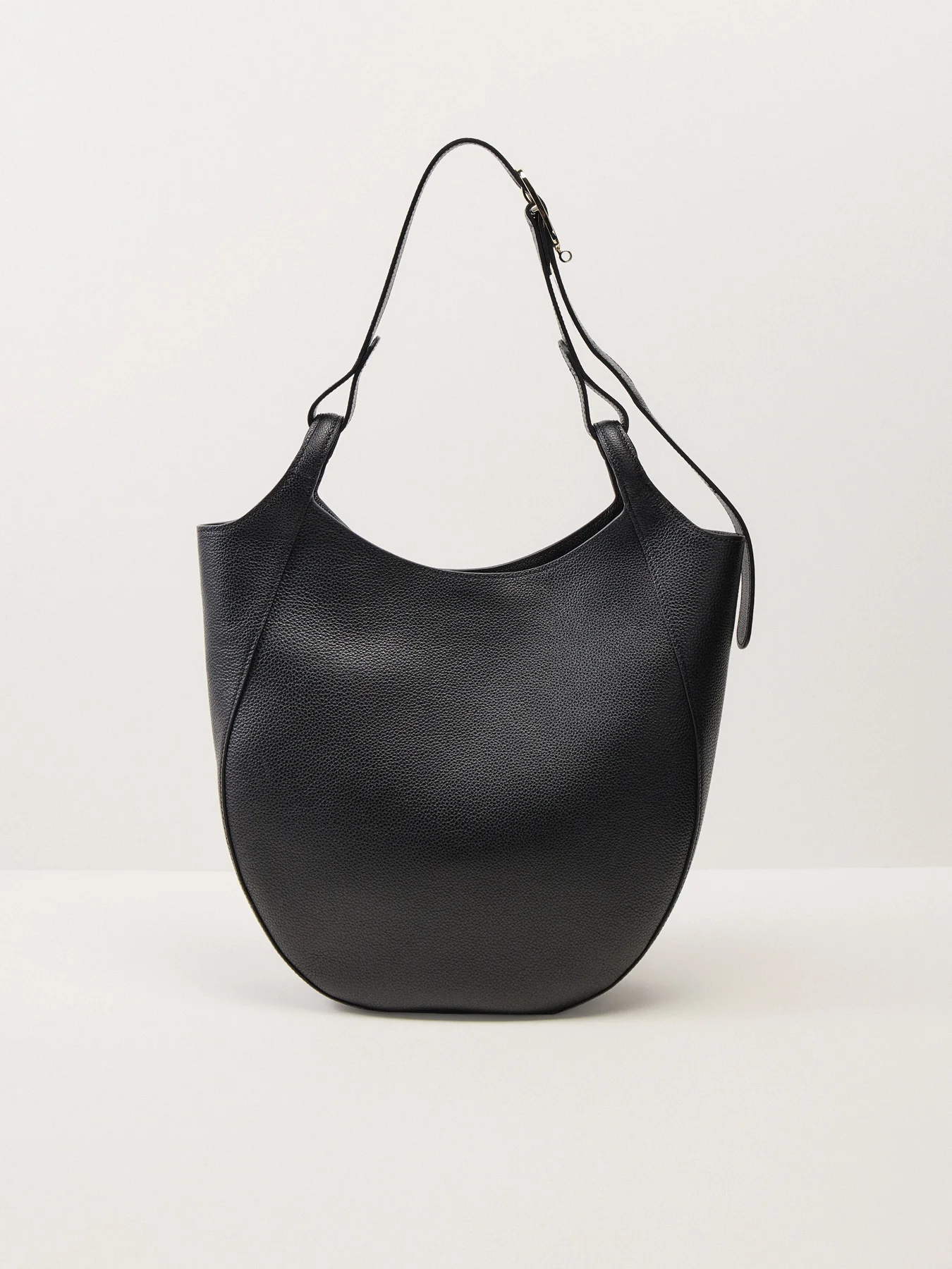 Le Foulonne Hobo Bag Large Black - Image 3