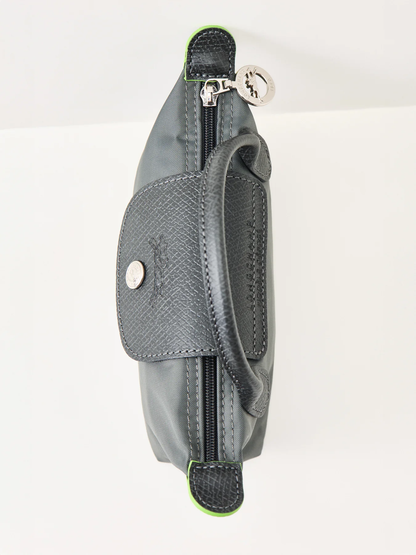 Le Pliage Green Nylon Pouch Graphite - Image 5