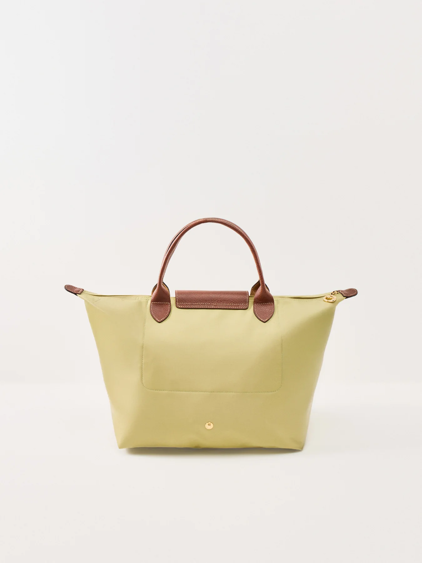 Le Pliage Medium Nylon Handbag Pistachio - Image 3