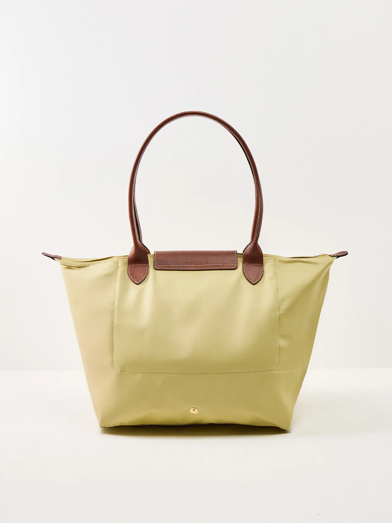 Le Pliage Medium Nylon Tote Bag Pistachio - Image 3
