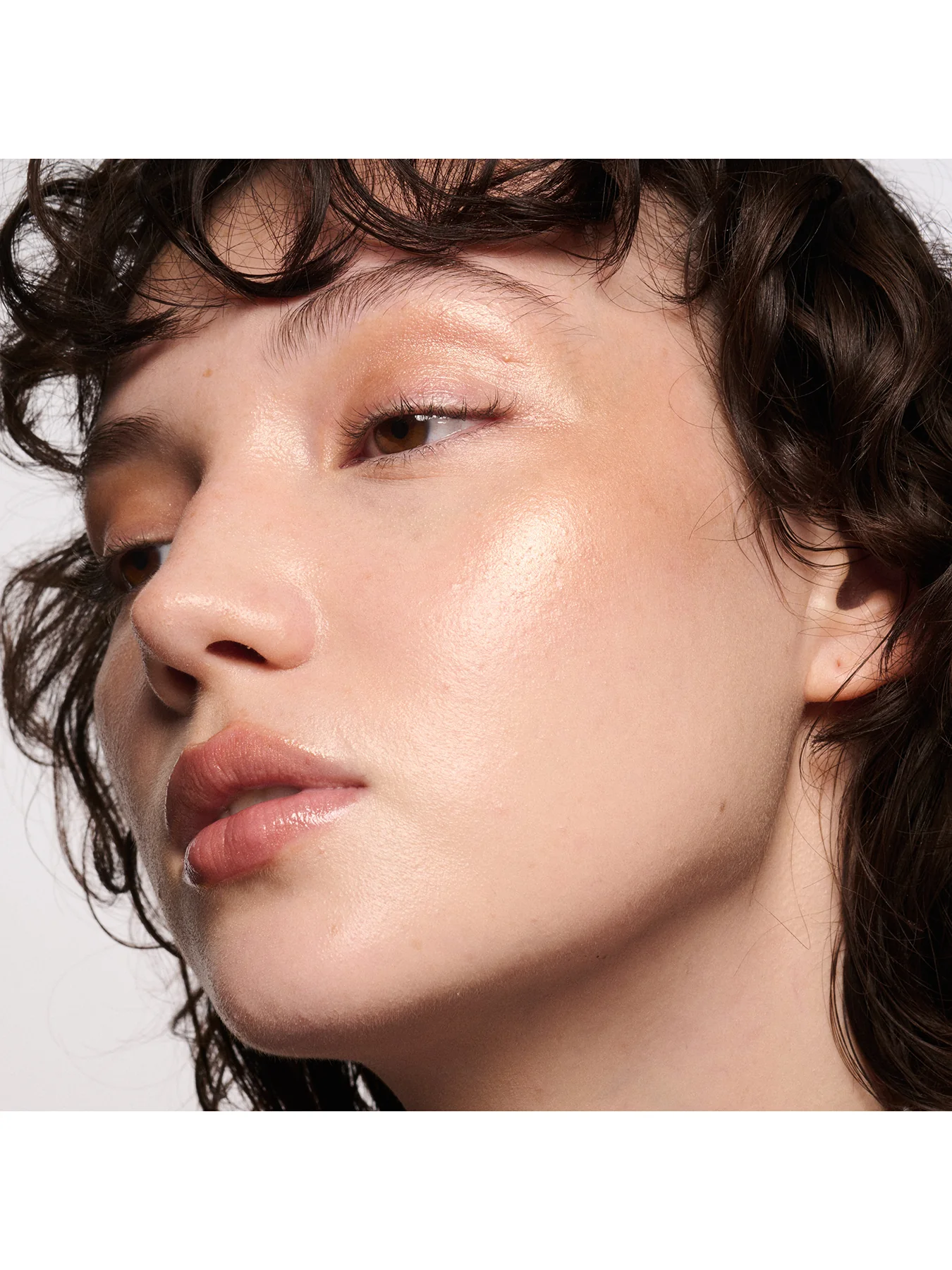 Extra Dimension Skinfinish Highlighter 9g - Image 10
