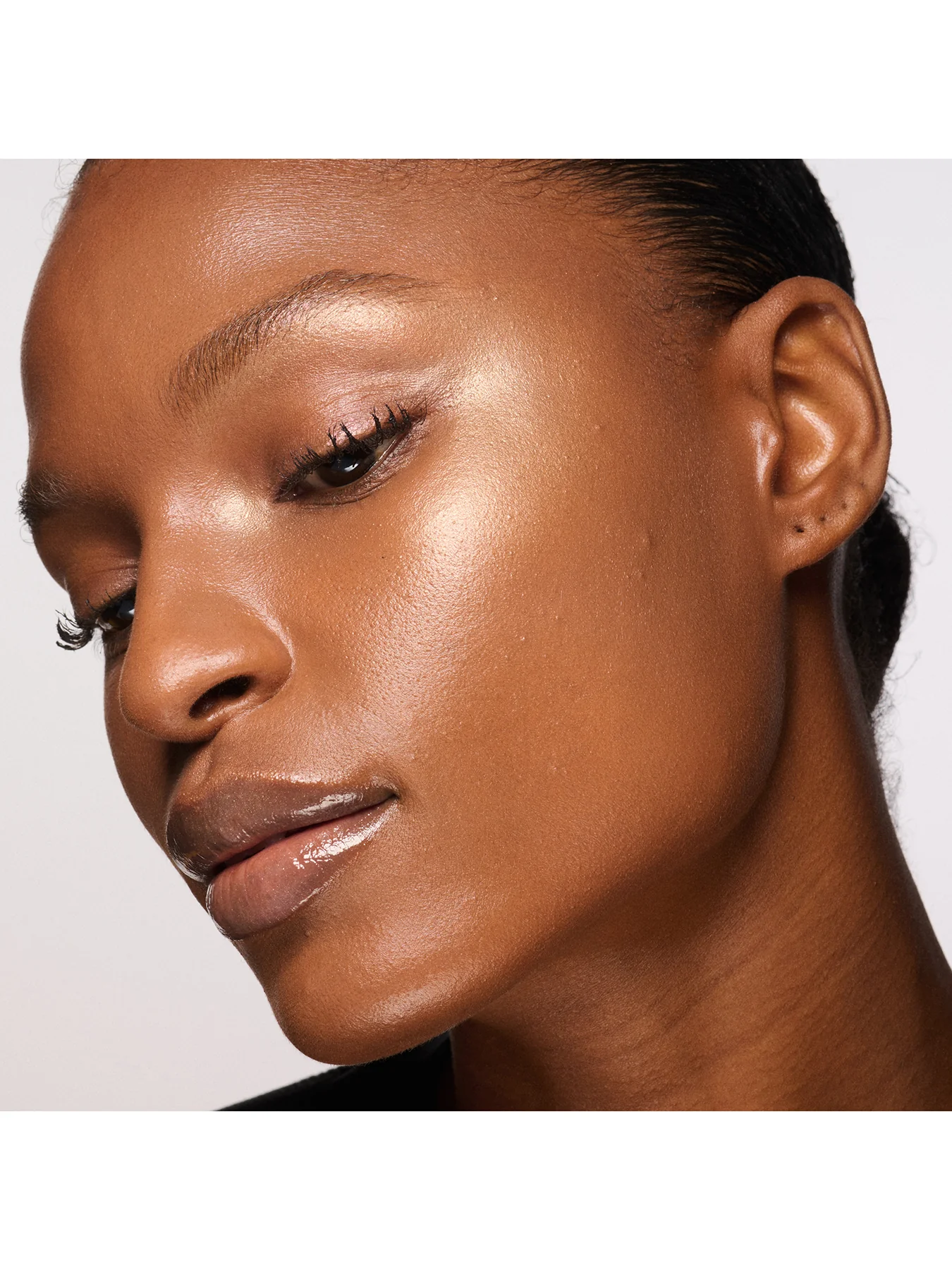 Extra Dimension Skinfinish Highlighter 9g - Image 11