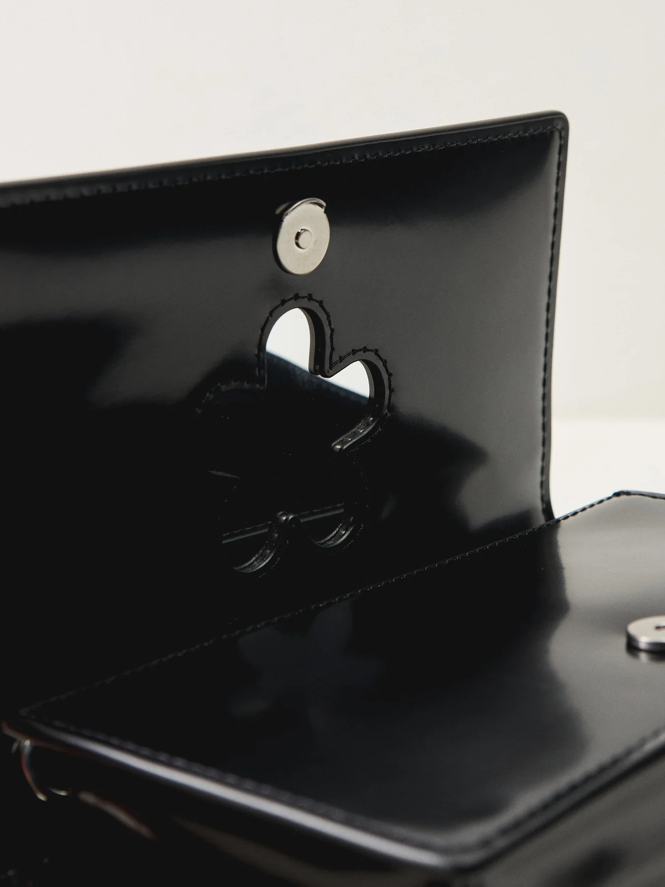 Glam Mirror Mini Bag Black - Image 5