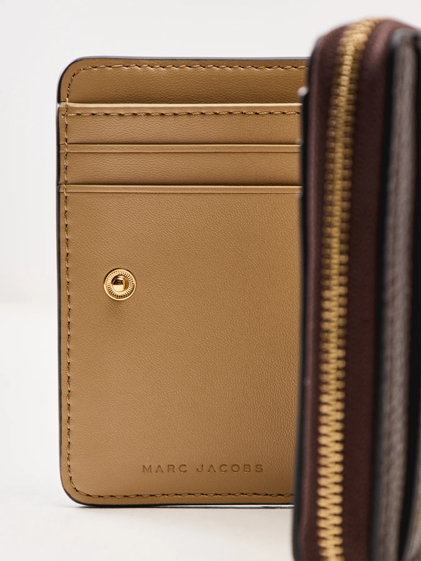 The Mini Compact Wallet Brown - Image 3