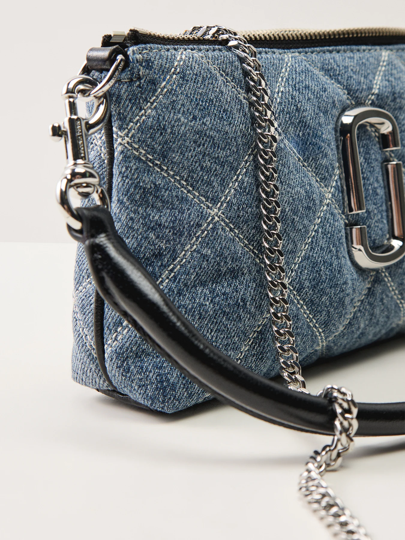 The Quilted Denim Pochette Light Wash Indigo - Image 5