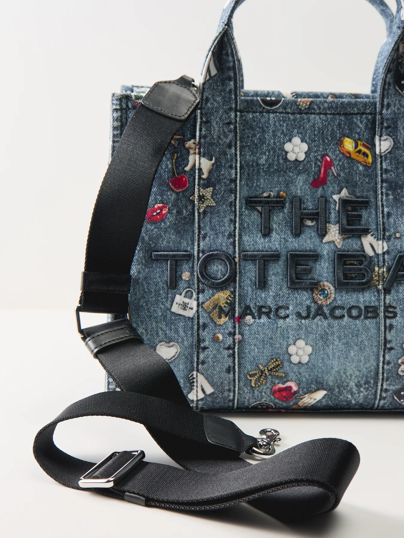 Trompe L’Oeil Trinket Canvas Medium Tote Bag Blue - Image 5