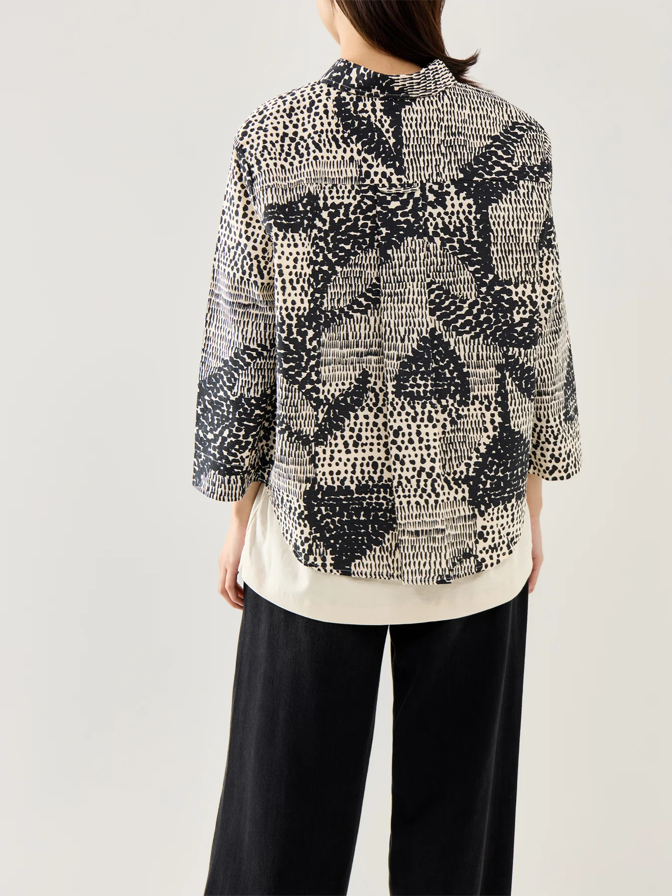 MaIduka Printed 3/4 Sleeve Shirt Black - Image 5
