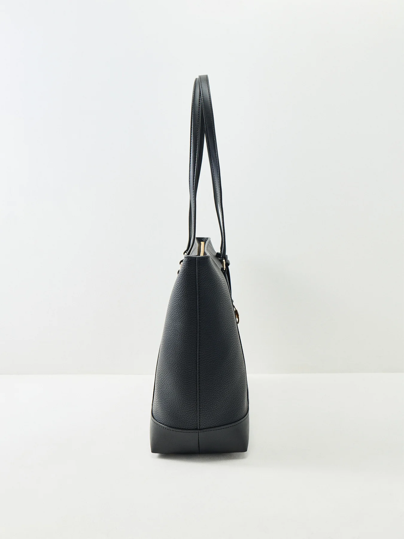 Andie Medium Tote Bag Black - Image 3