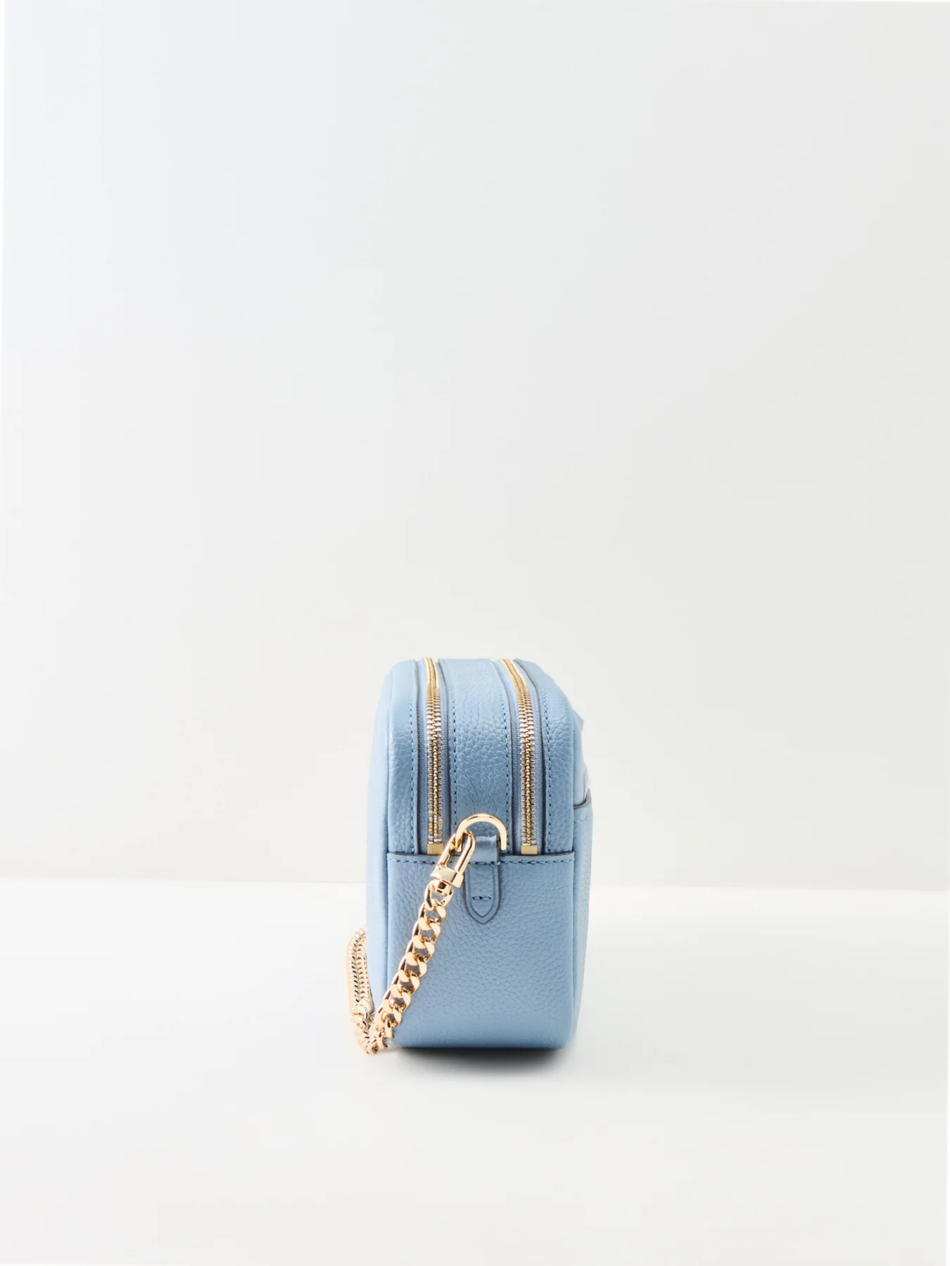 Bryant Camera Crossbody Bag Blue - Image 4