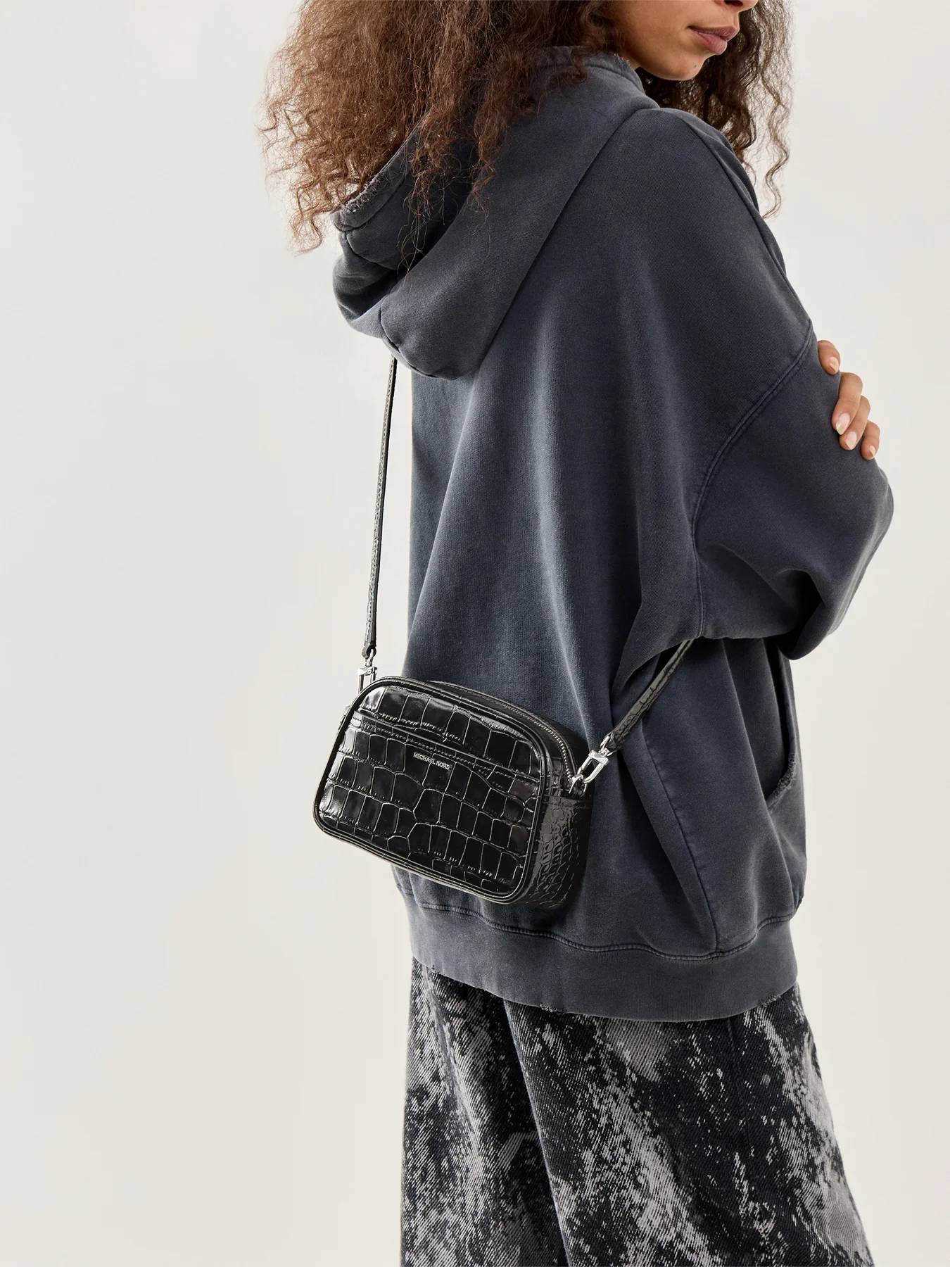 Jet Set Camera Crossbody Bag Black - Image 2