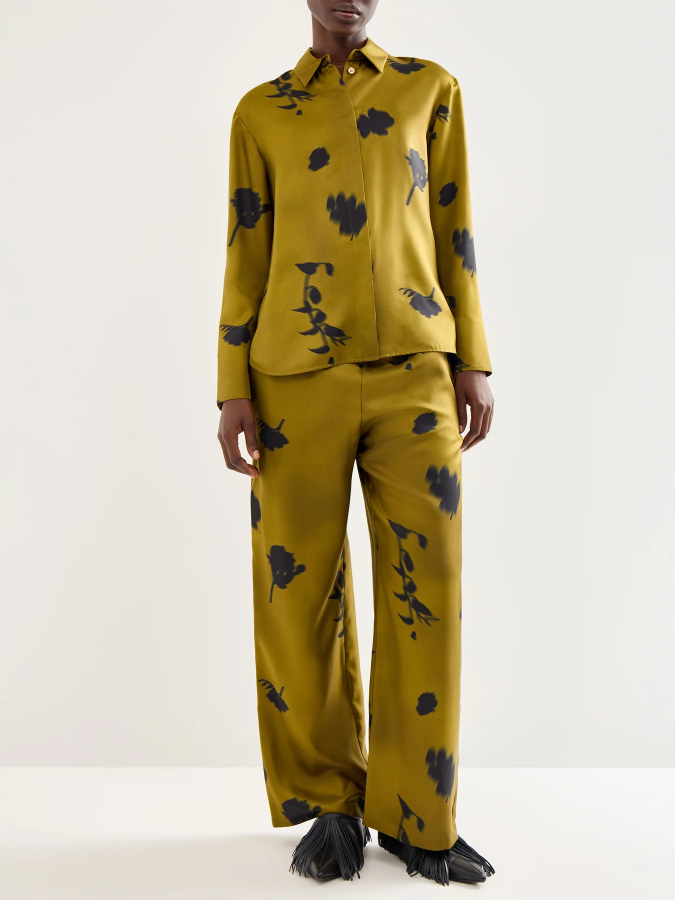 Eraclea Silk Printed Shirt Olive Green - Image 2