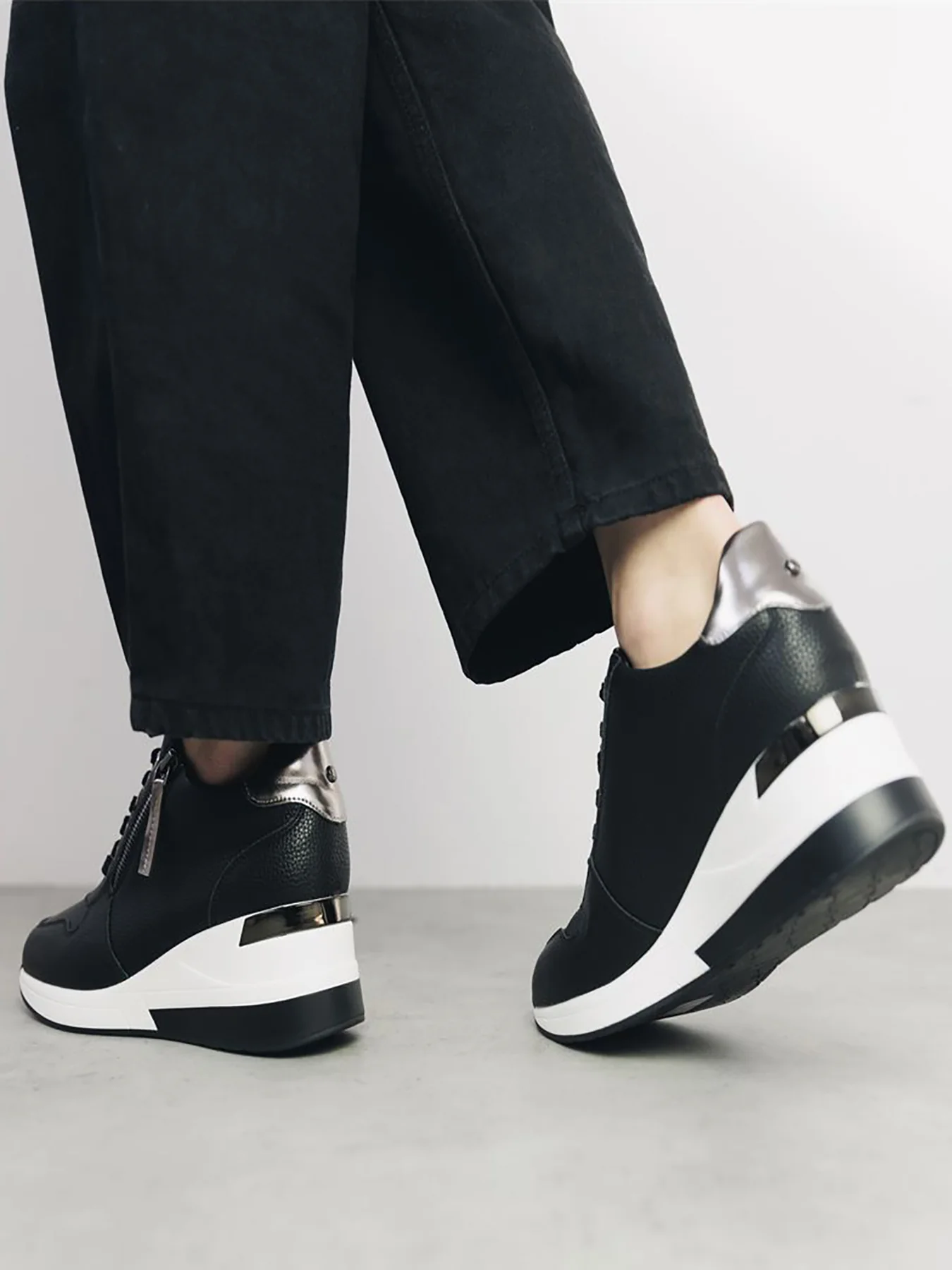 Caspia Chunky Trainers Black - Image 4