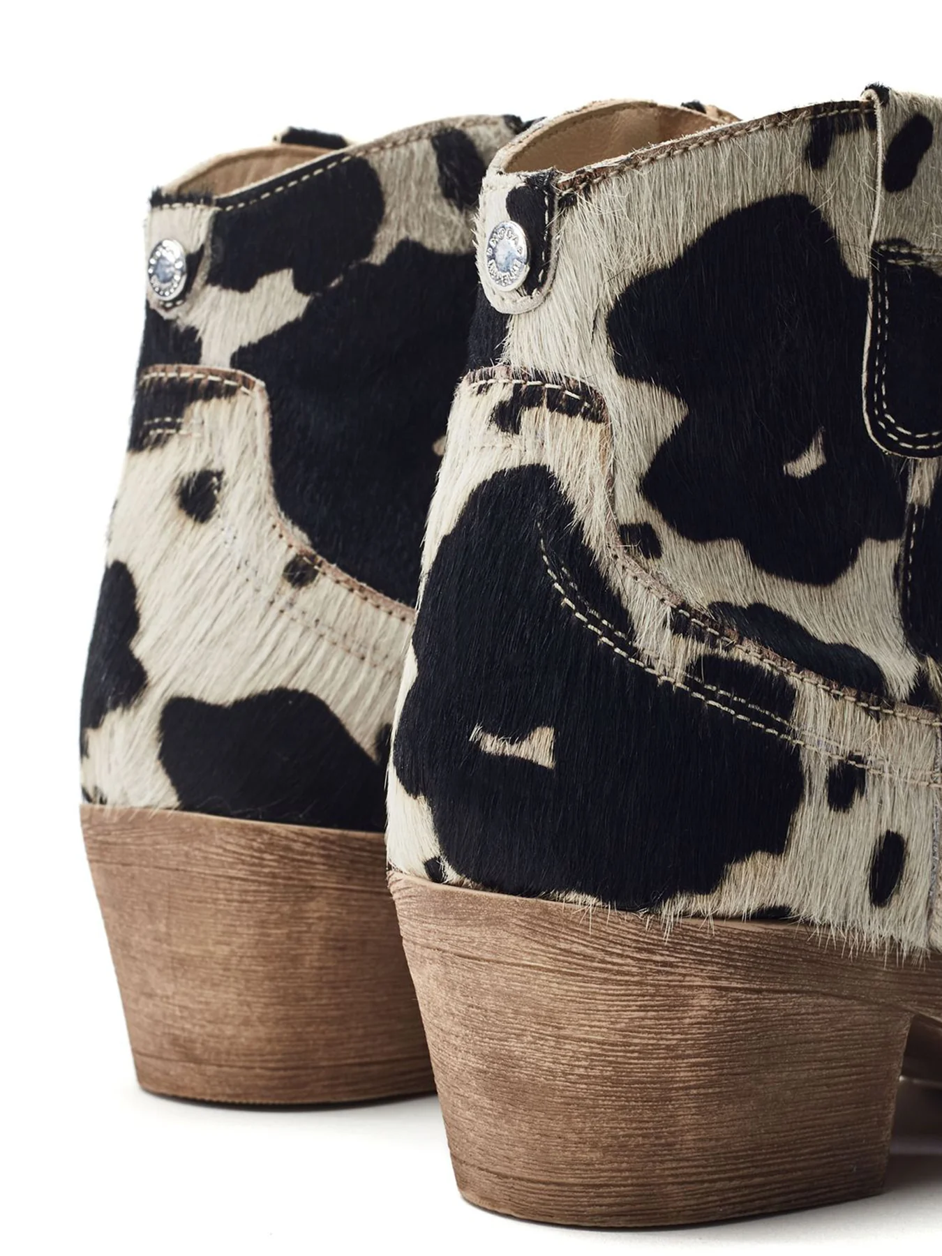 Ovaline Leather Boots - Image 3
