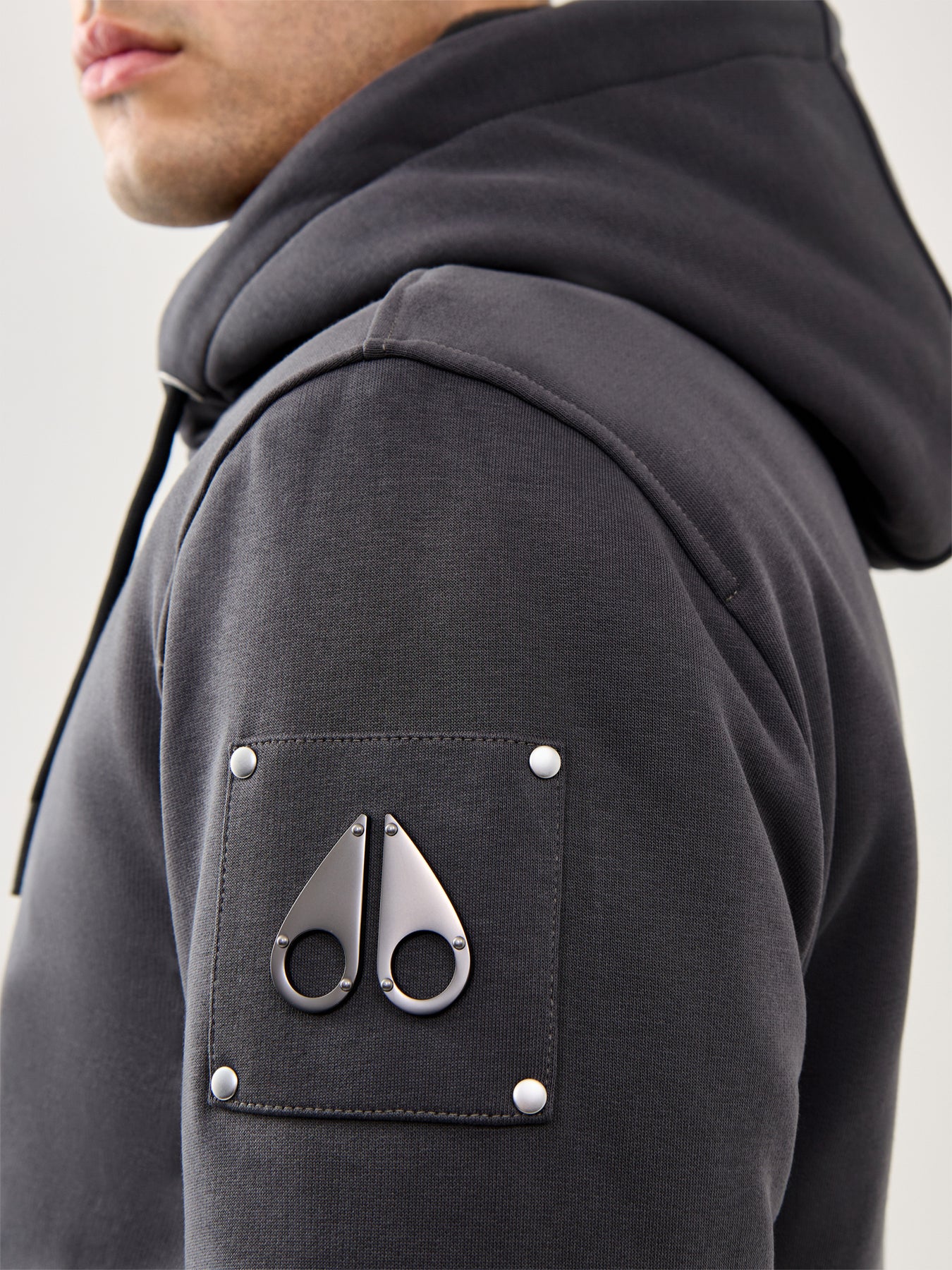 Classic Bunny Hoodie Cement - Image 3