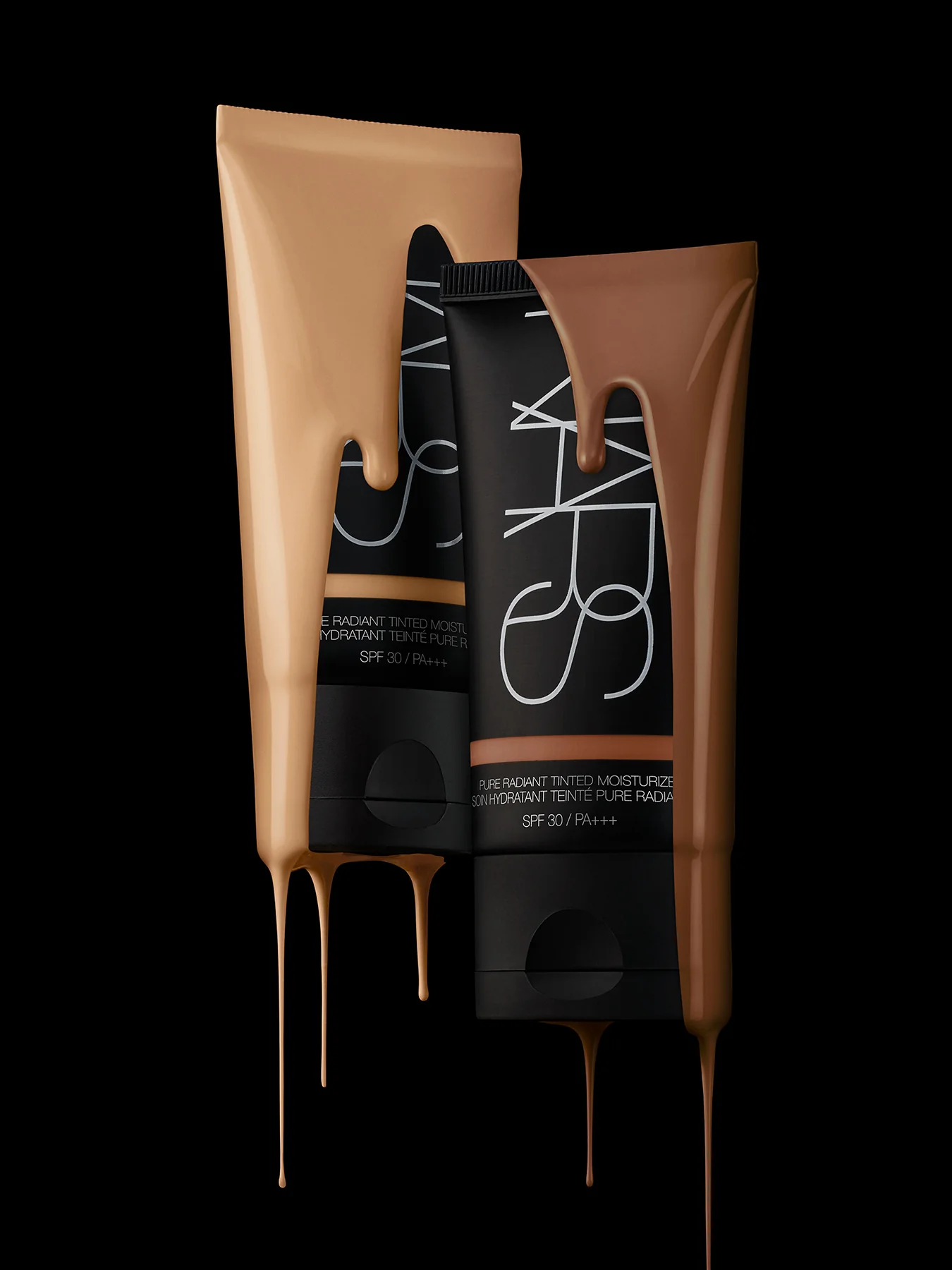 Pure Radiant Tinted Moisturiser SPF 30 - Image 3