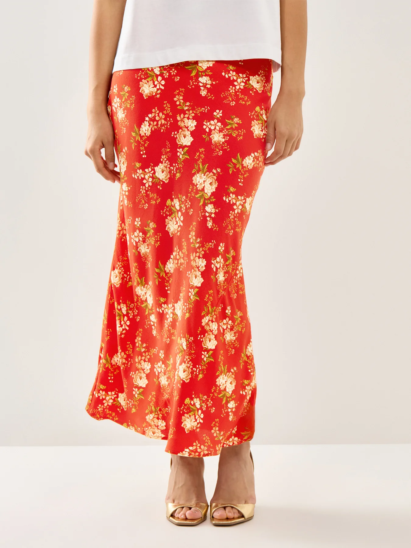Red Floral Dorris Skirt Red - Image 4