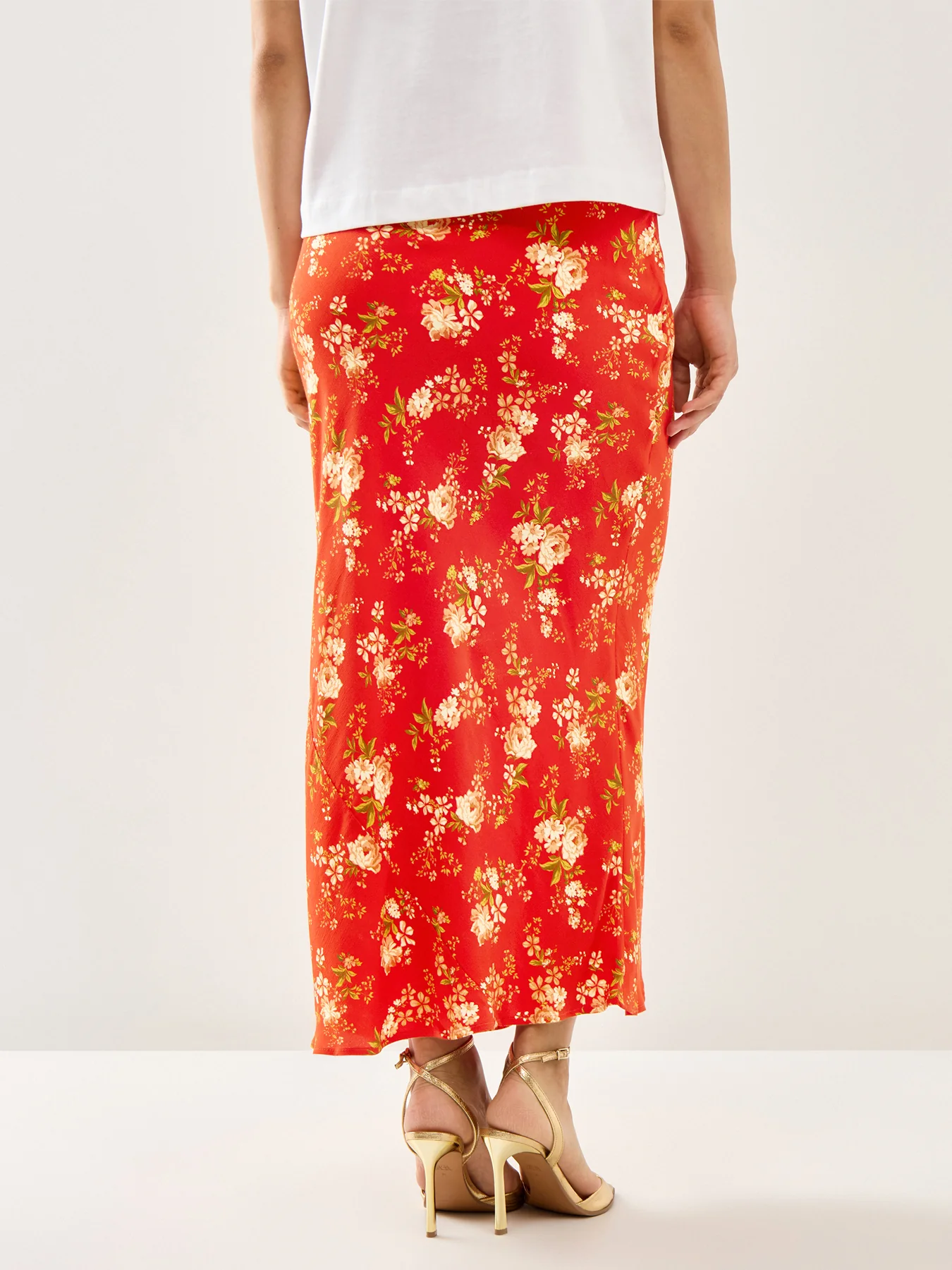 Red Floral Dorris Skirt Red - Image 5