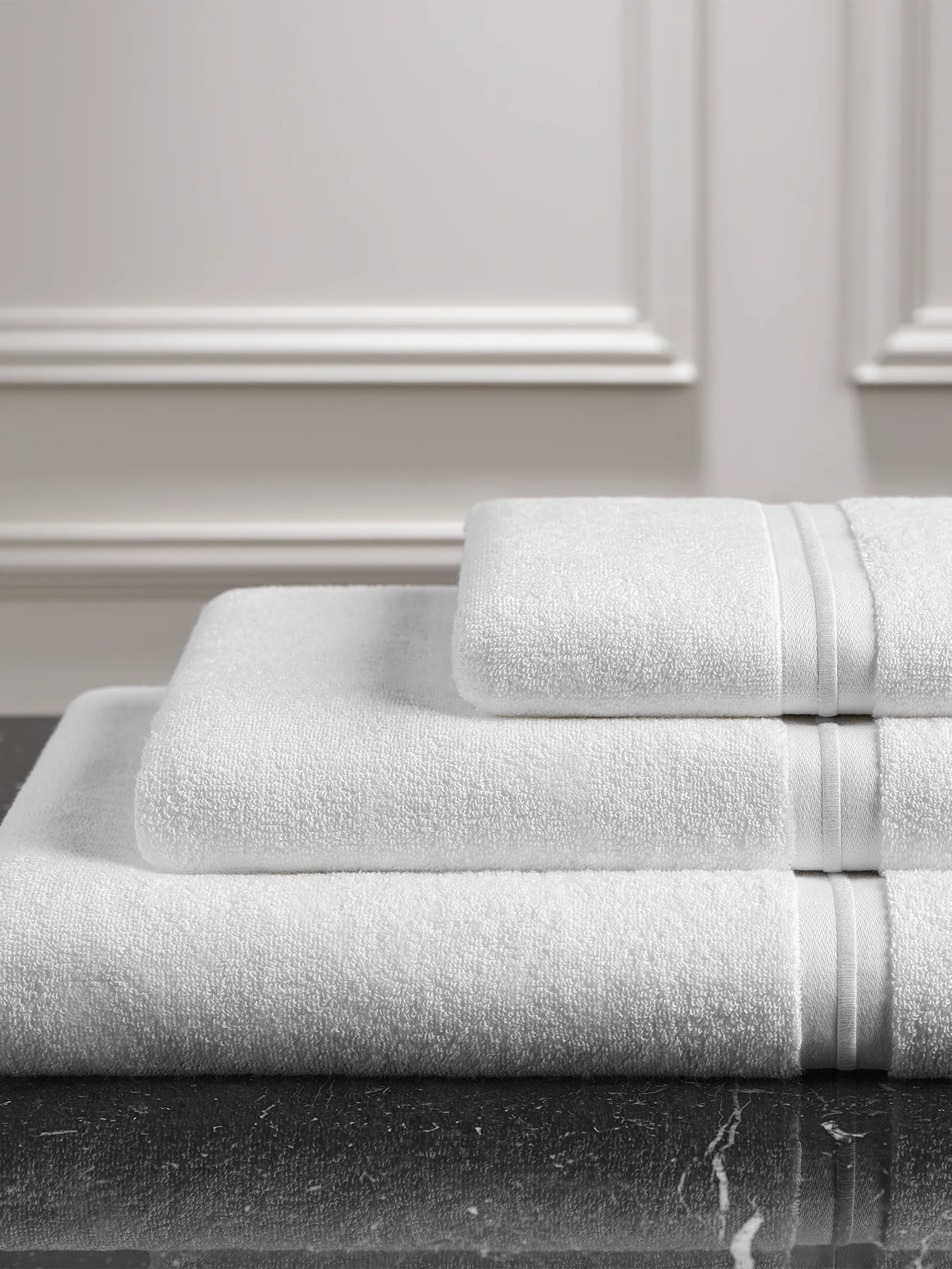 Claygate Bath Towel White