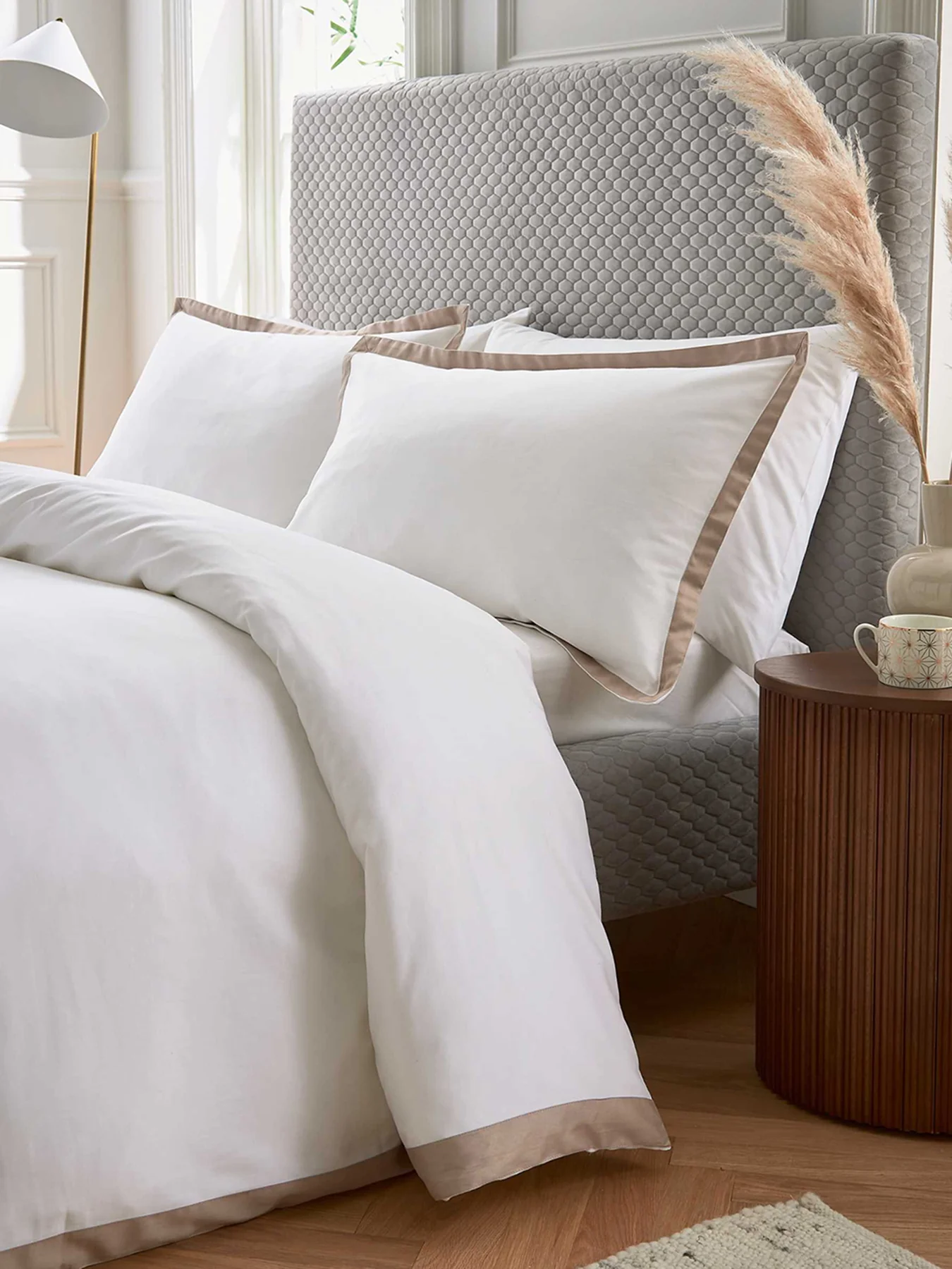 Olenna Bedding Cover Set White