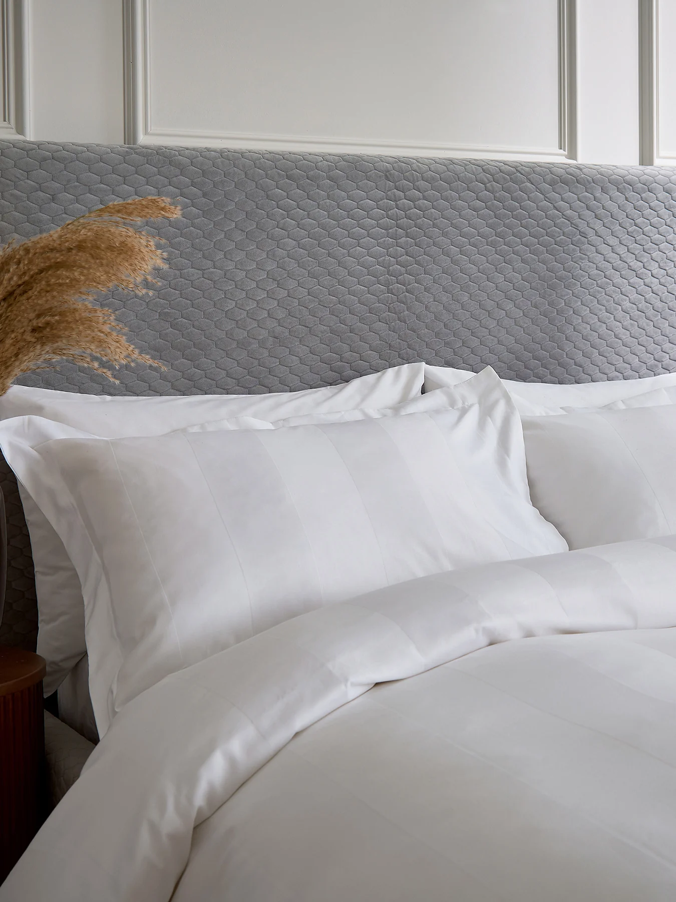 Serra Dobby Stripe White Cover Set - Image 3