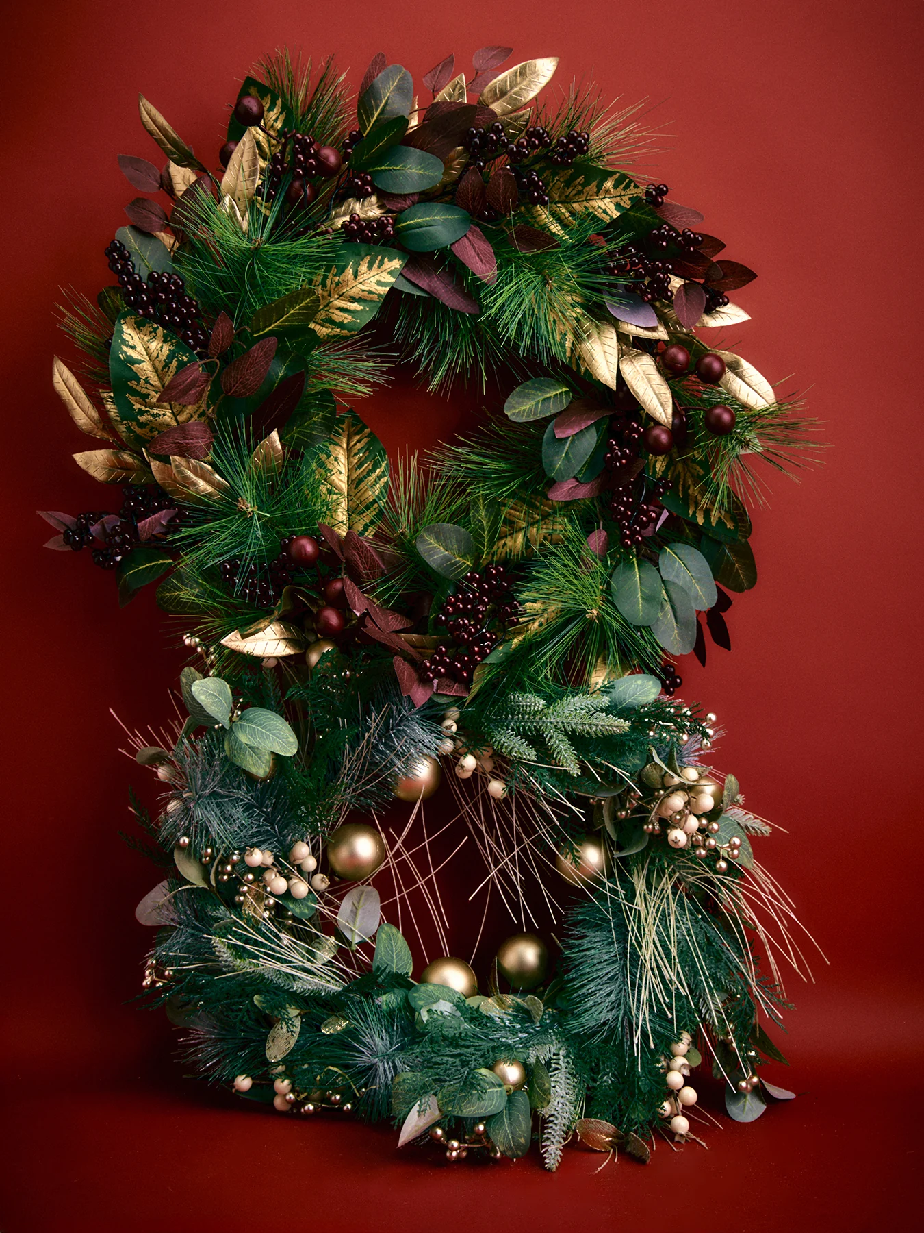 Wilsthrope Christmas Wreath 58cm - Image 2